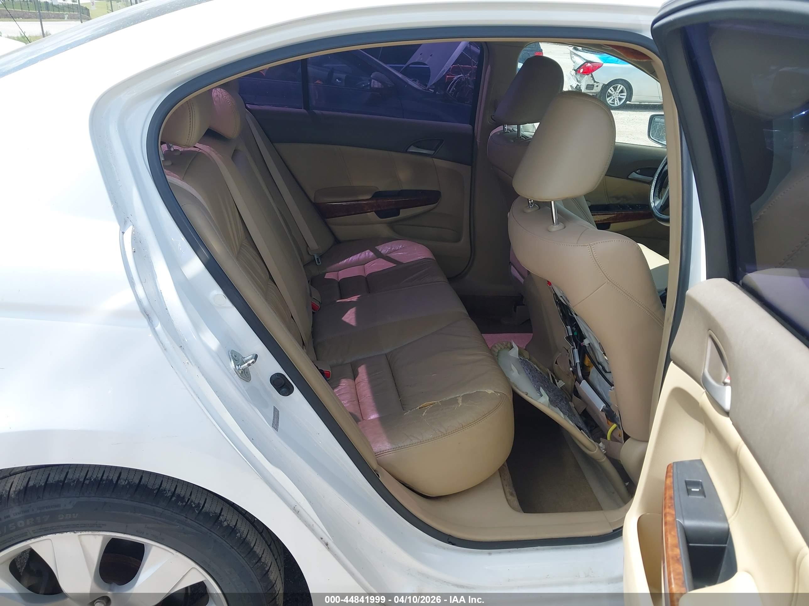 HONDA ACCORD image 8