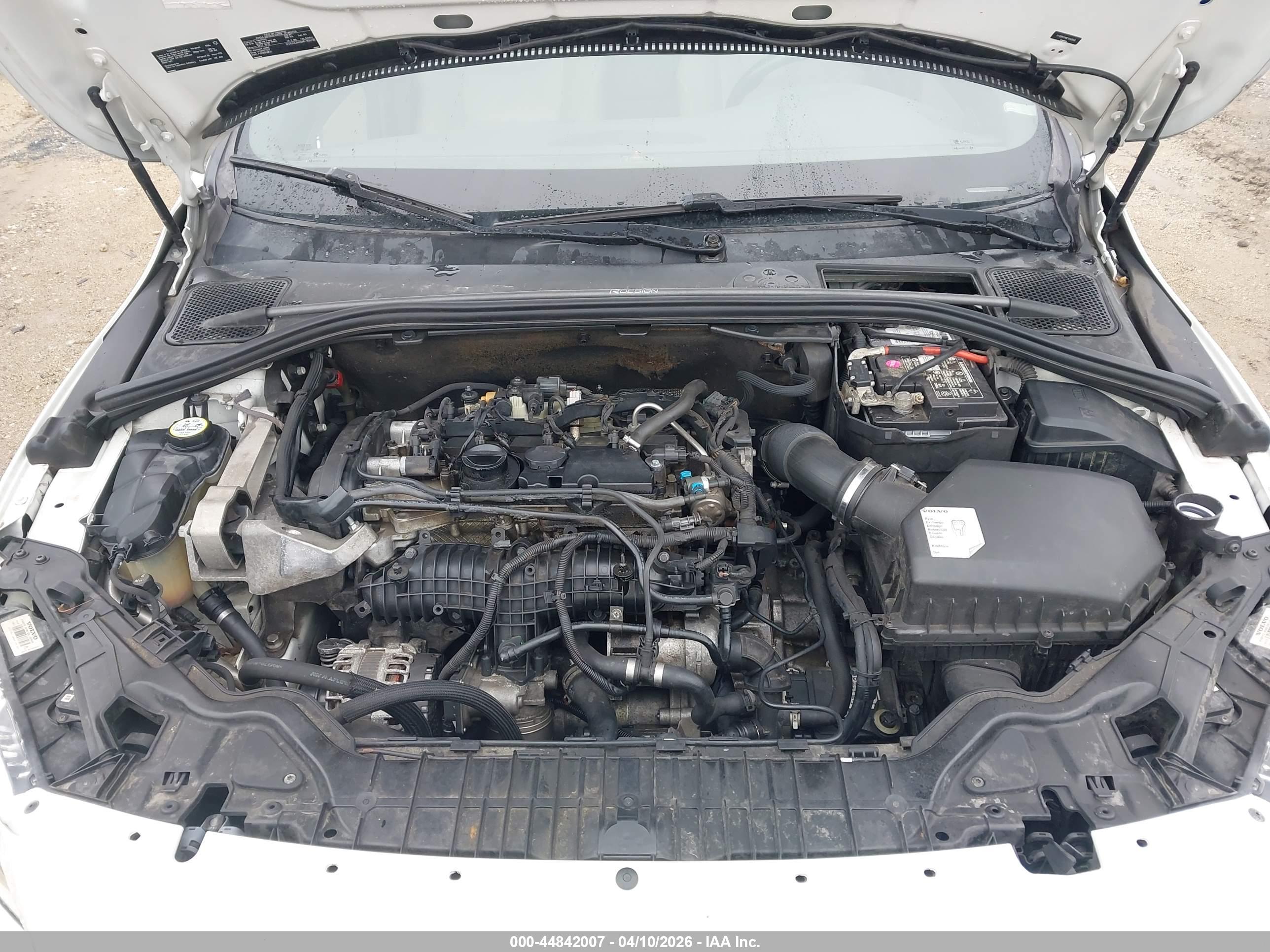 VOLVO S60 image 10