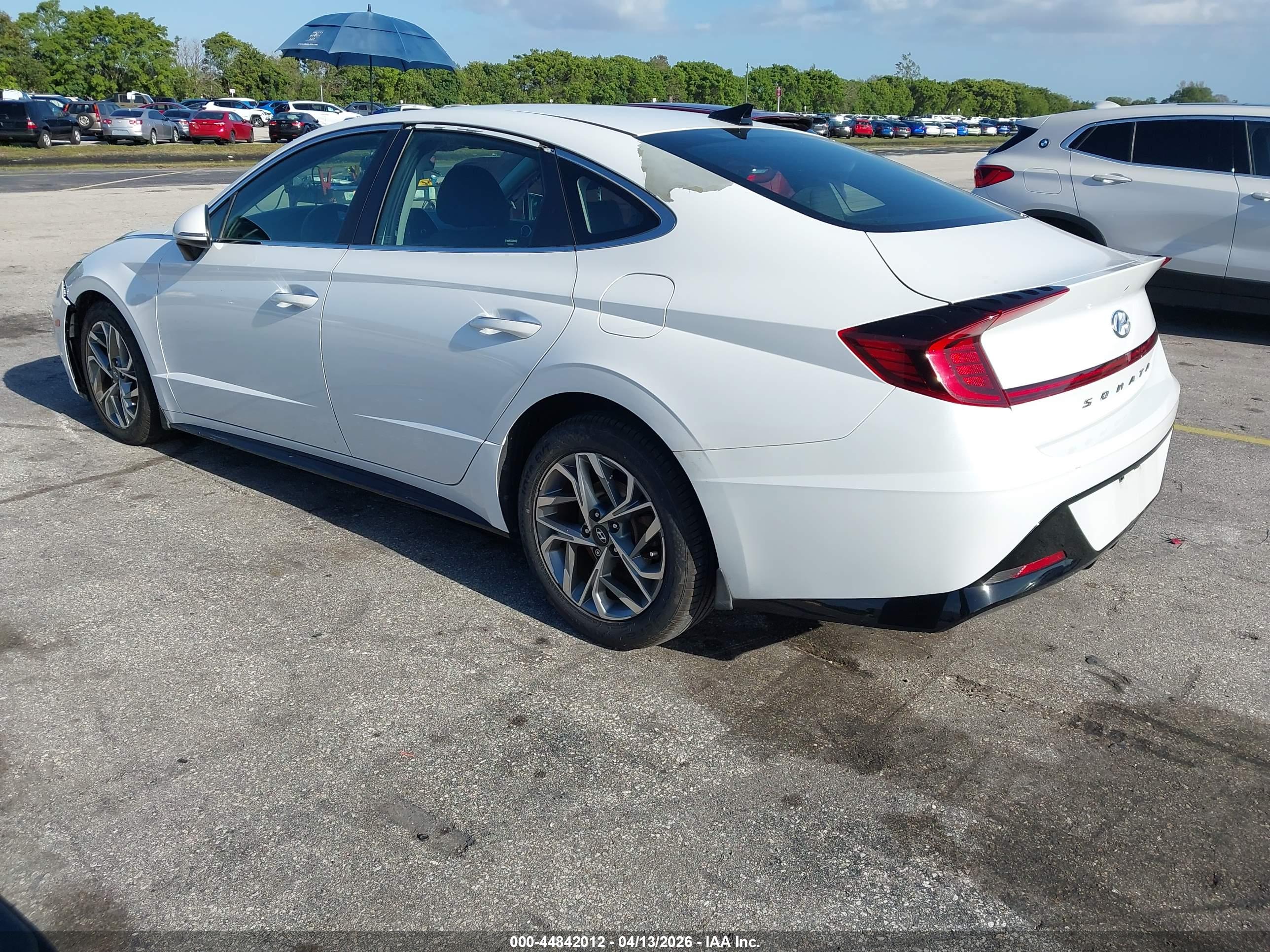 HYUNDAI SONATA image 3