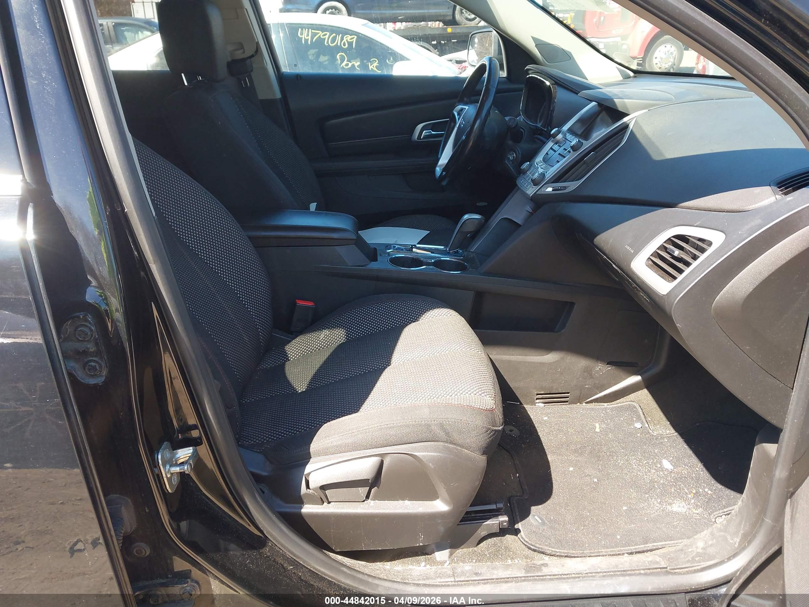 GMC TERRAIN image 5