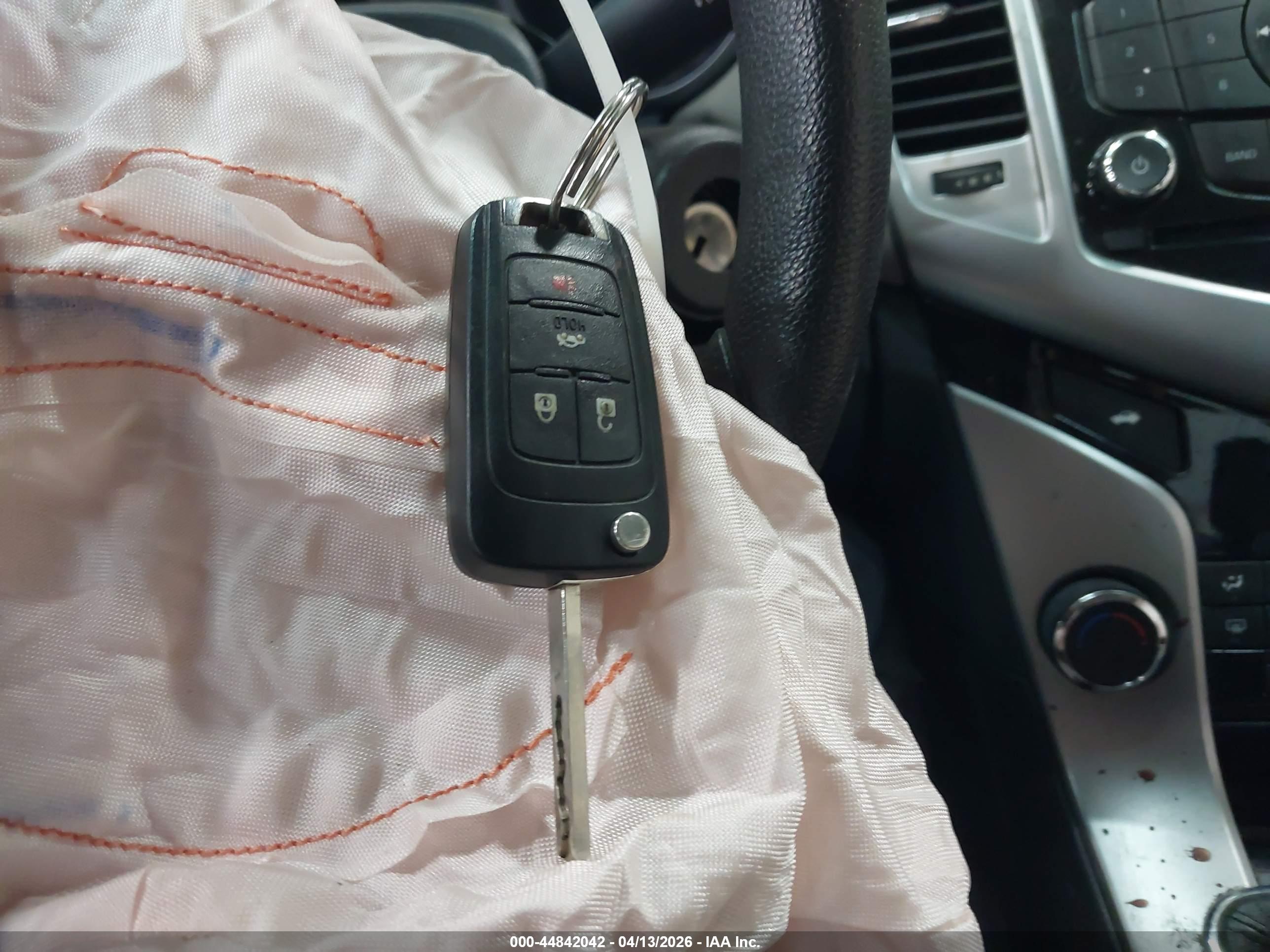 CHEVROLET CRUZE image 11