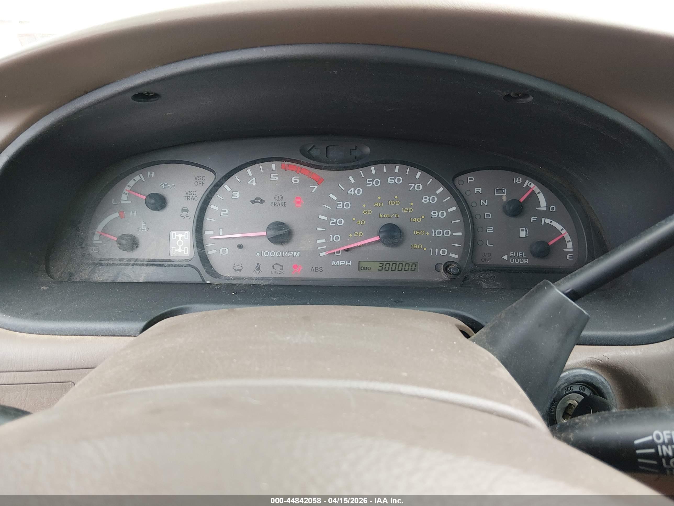 TOYOTA SEQUOIA image 7