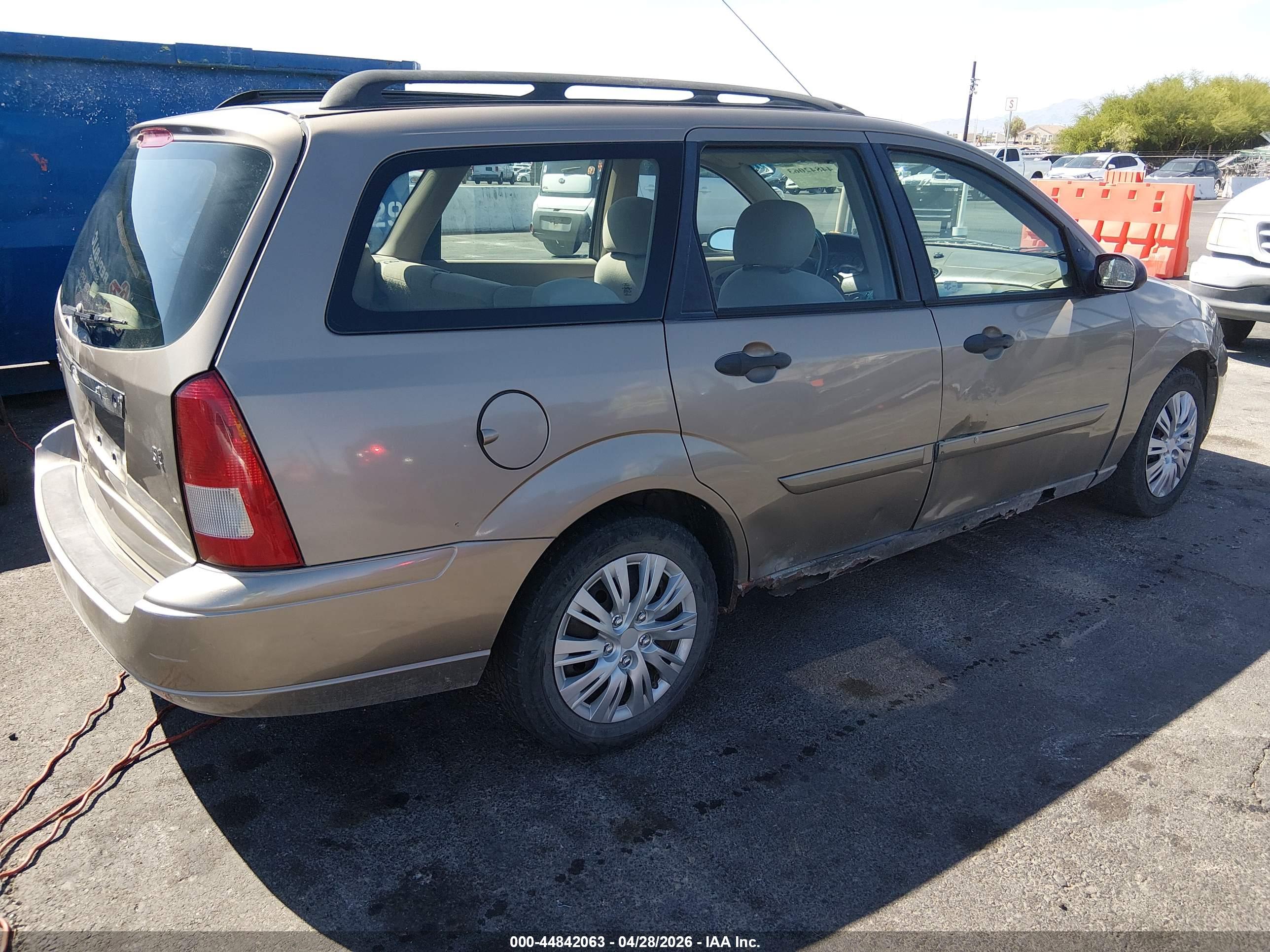 FORD FOCUS image 4