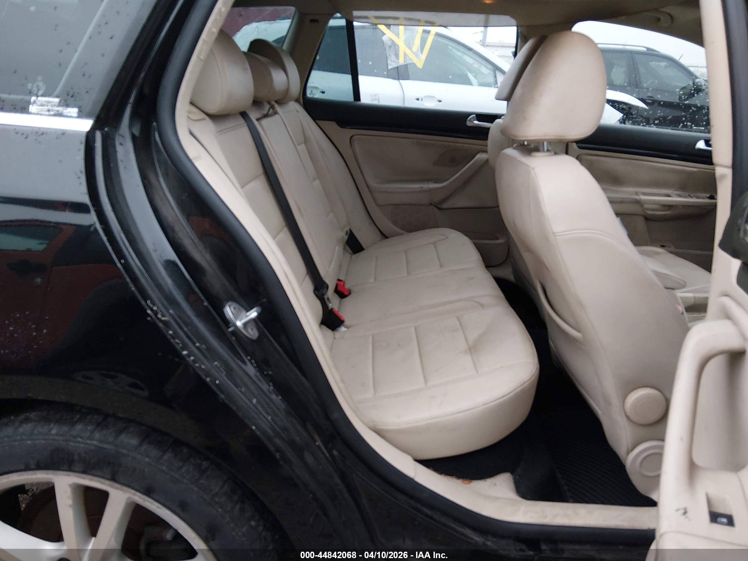 VOLKSWAGEN JETTA image 8
