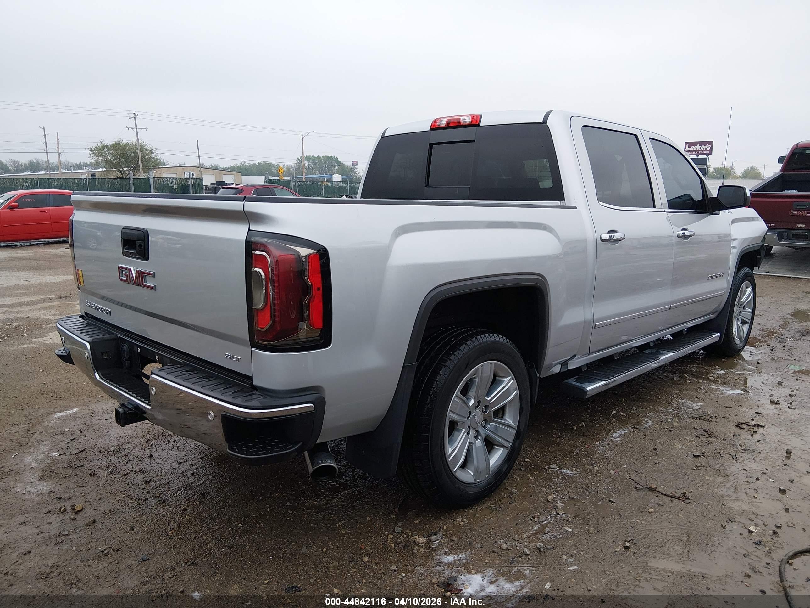 GMC SIERRA image 4