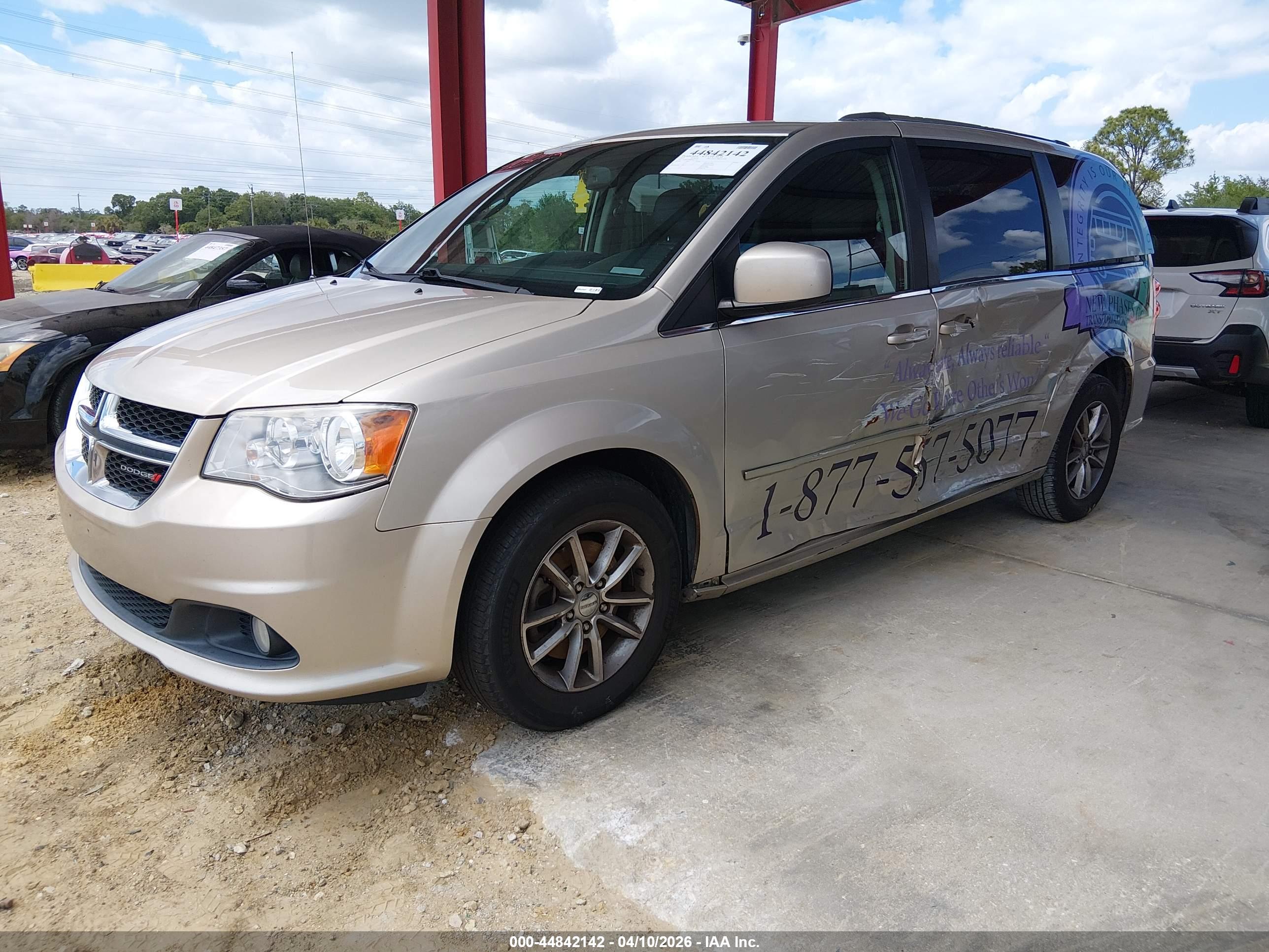 DODGE GRAND image 2