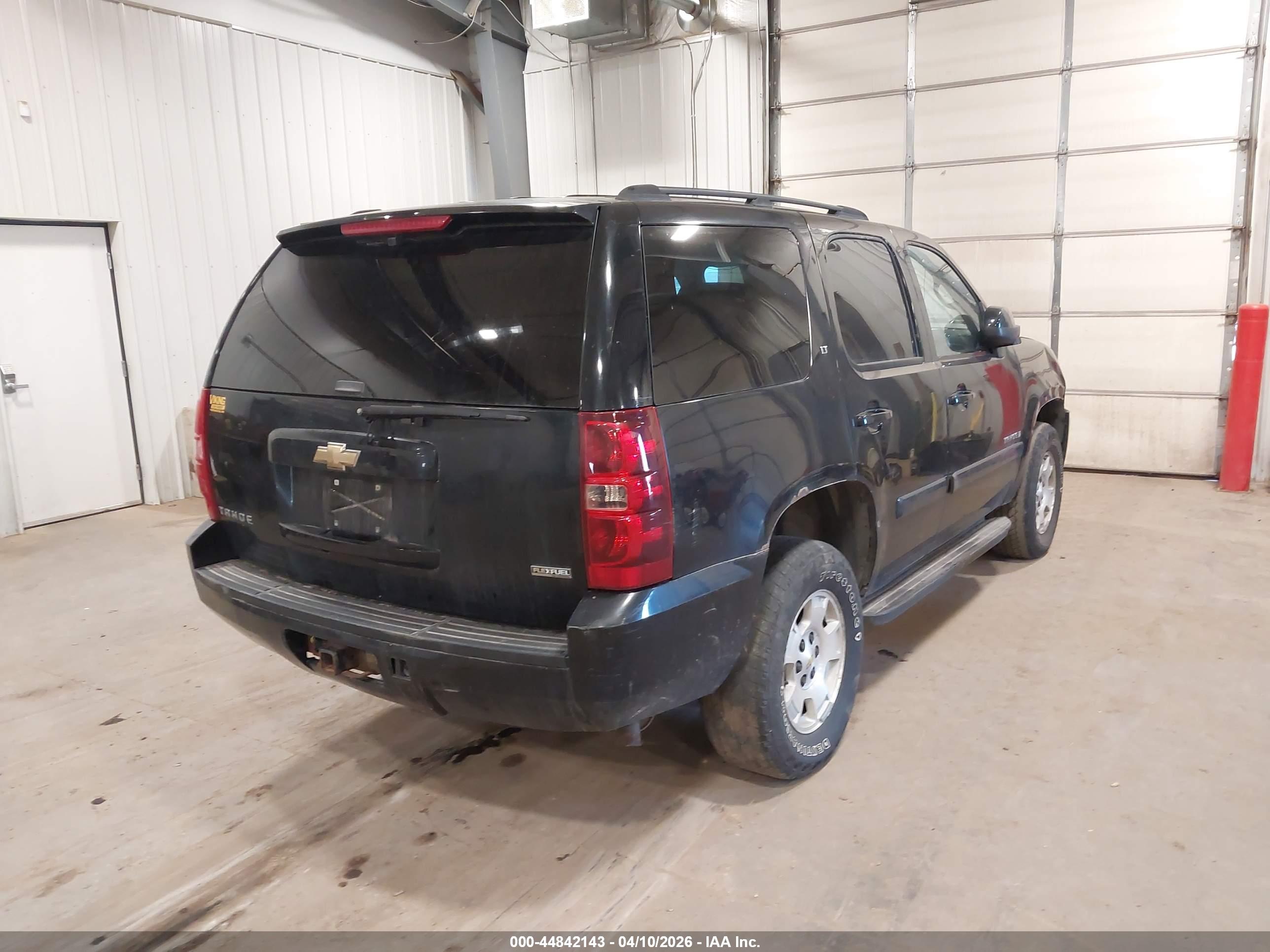 CHEVROLET TAHOE image 4