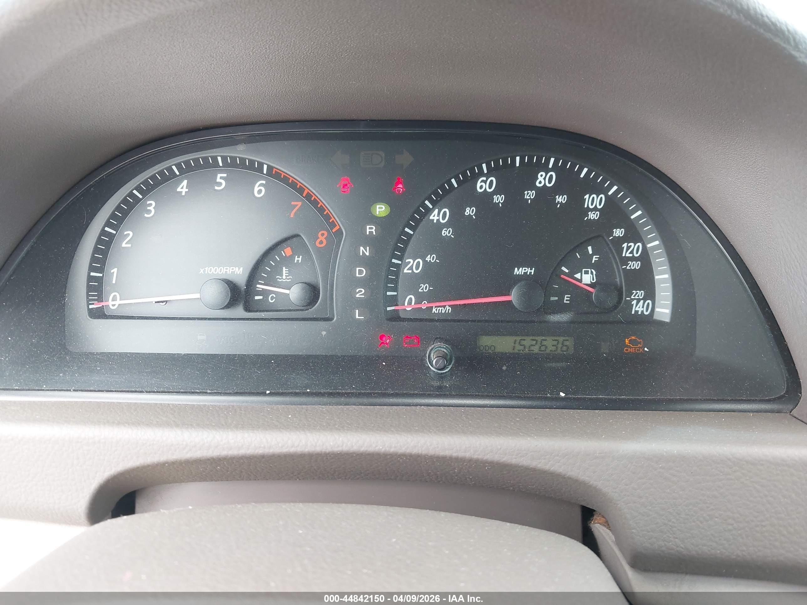 TOYOTA CAMRY image 7