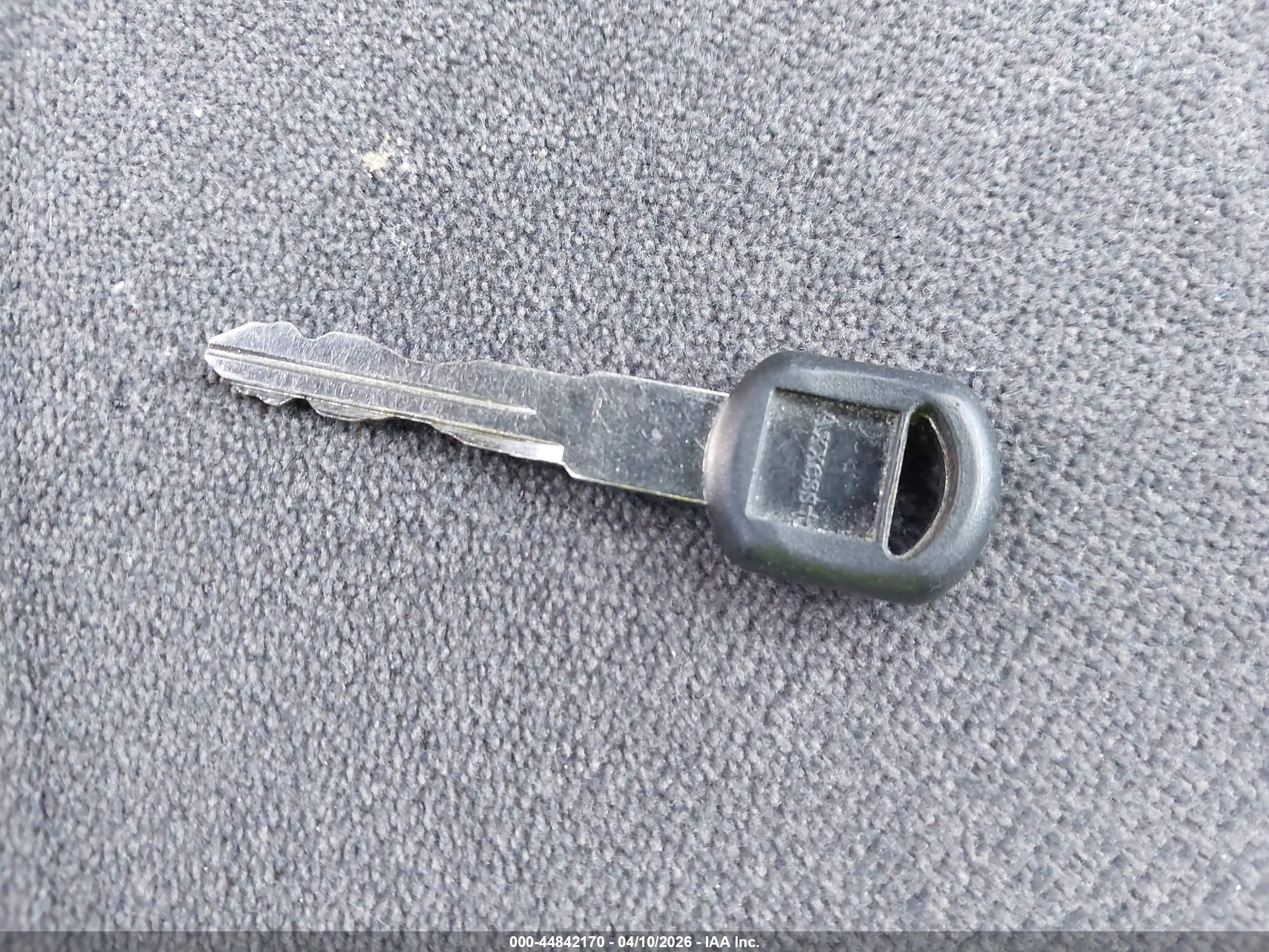 GMC ENVOY image 11