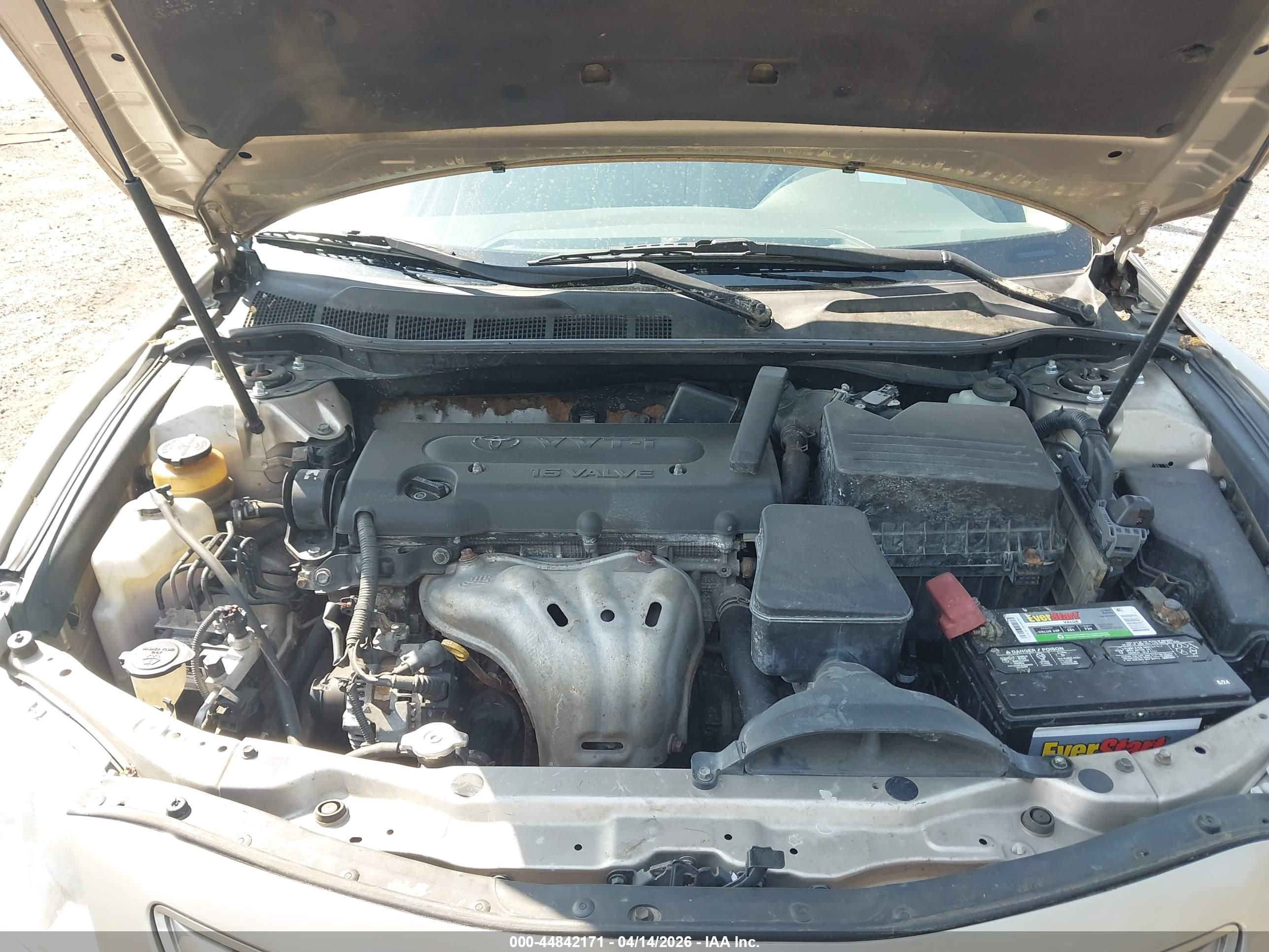 TOYOTA CAMRY image 10