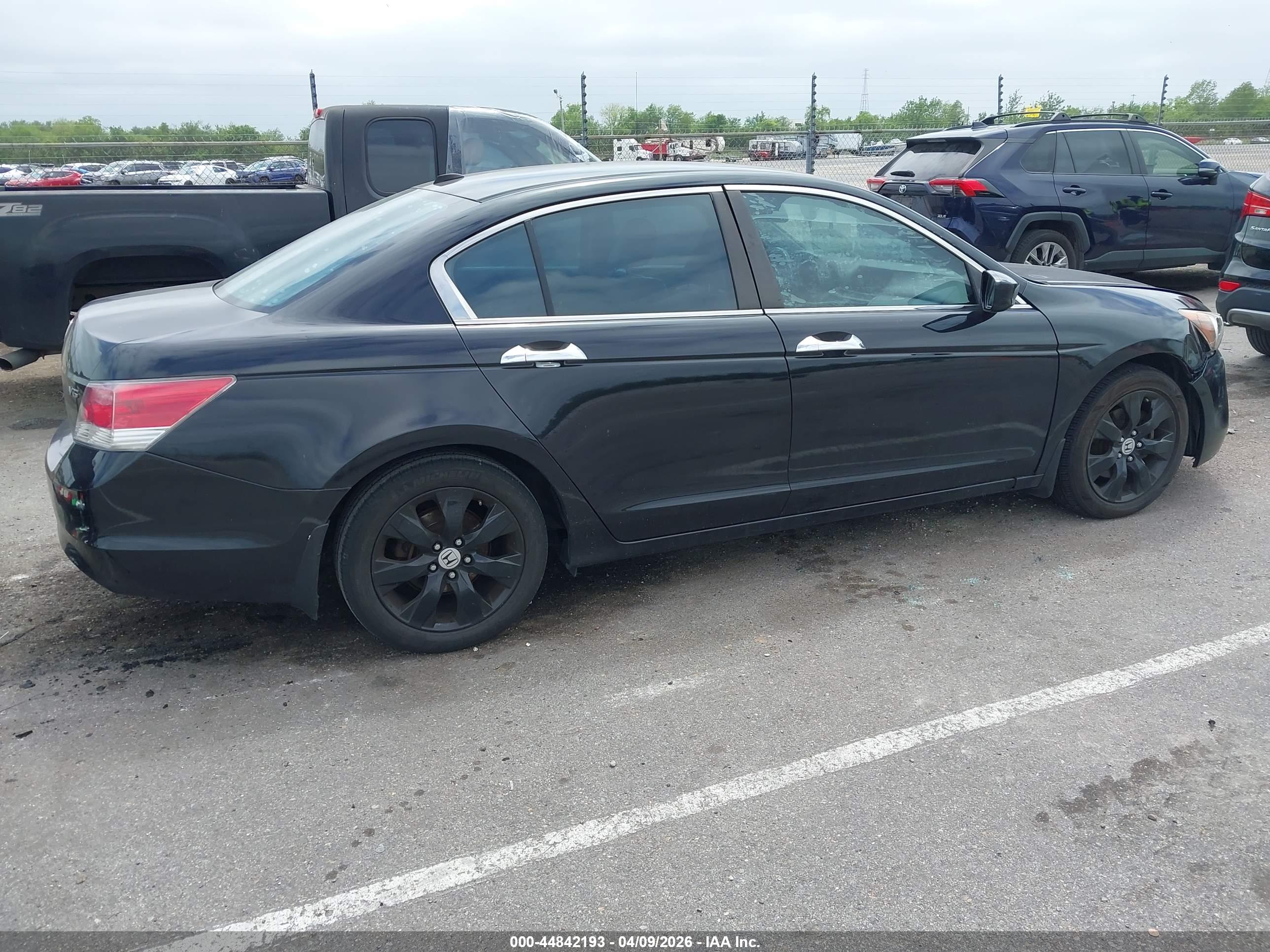 HONDA ACCORD image 4