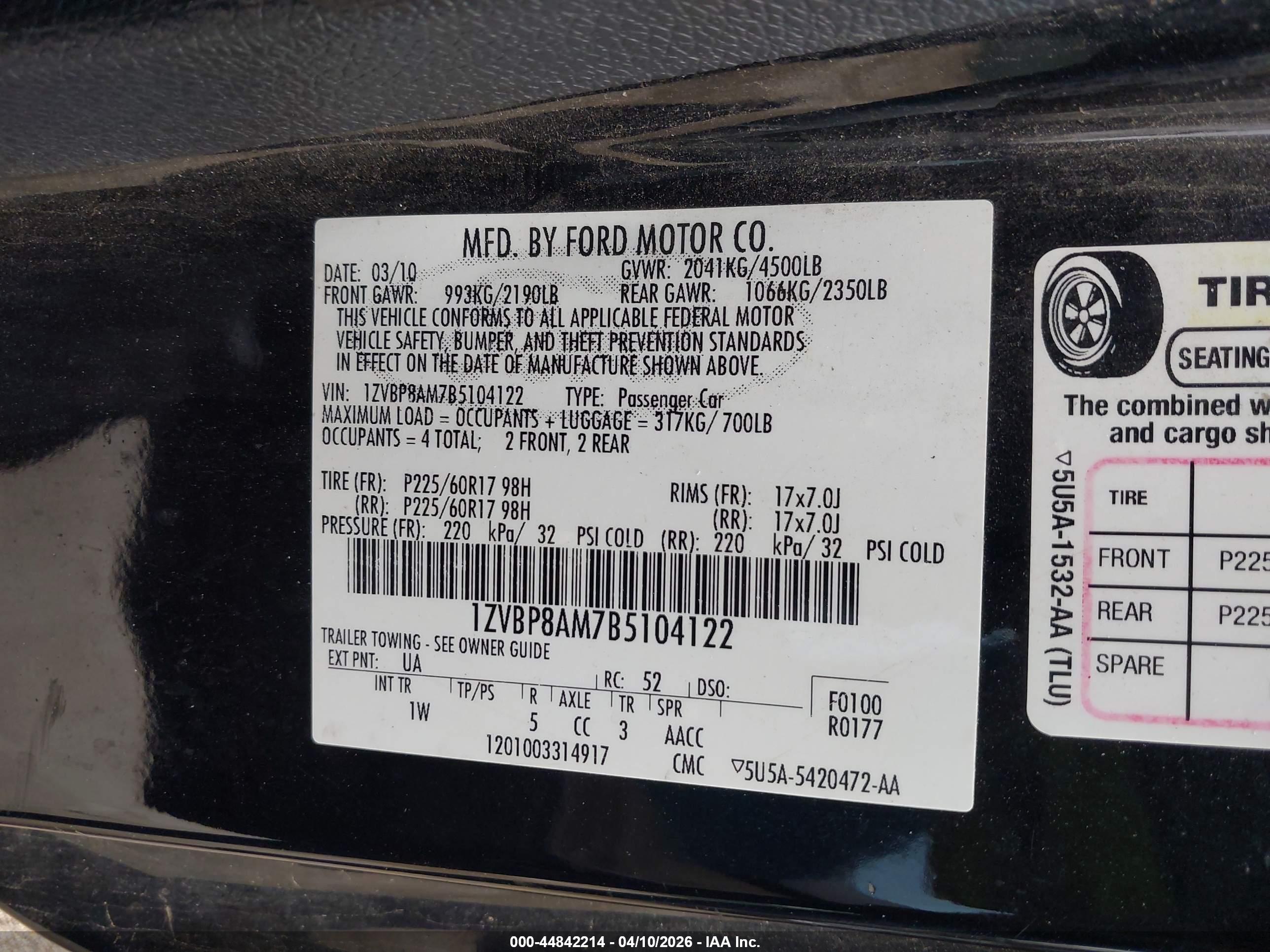 FORD MUSTANG image 9