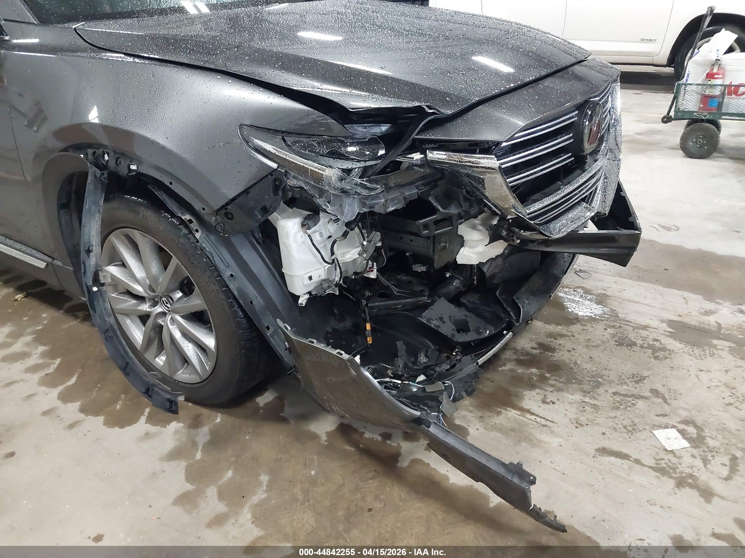 MAZDA CX-9 image 6