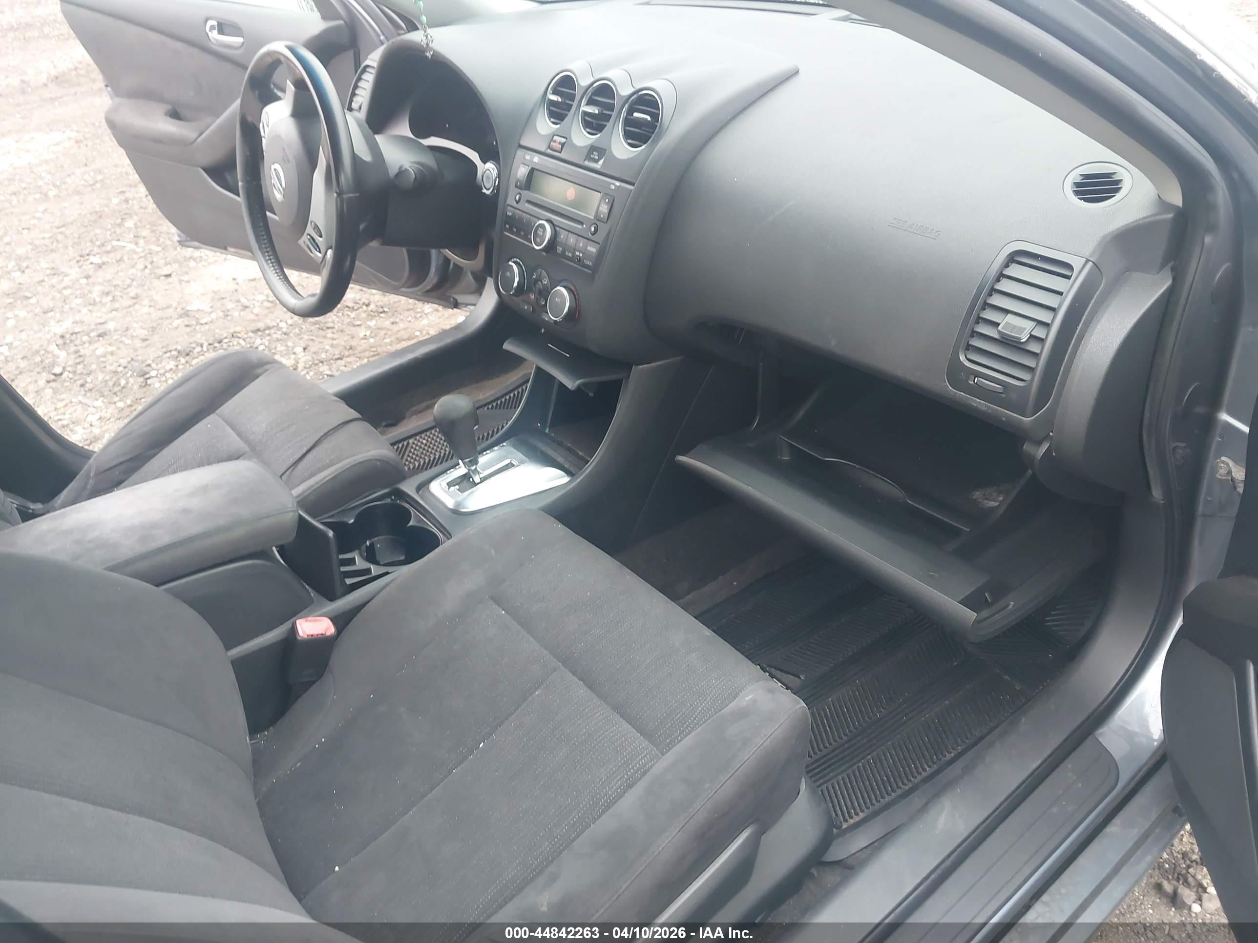 NISSAN ALTIMA image 5