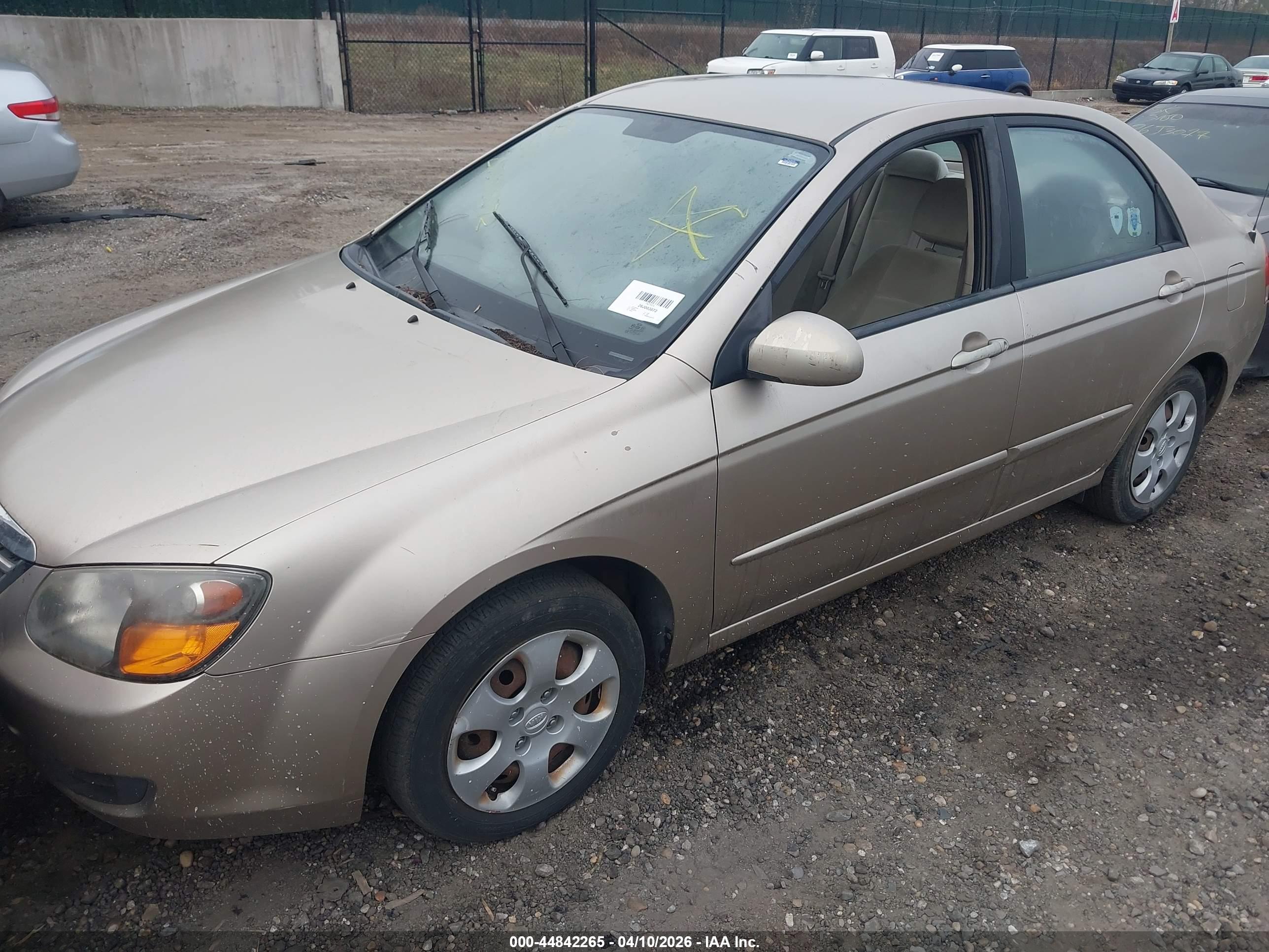 KIA SPECTRA image 2