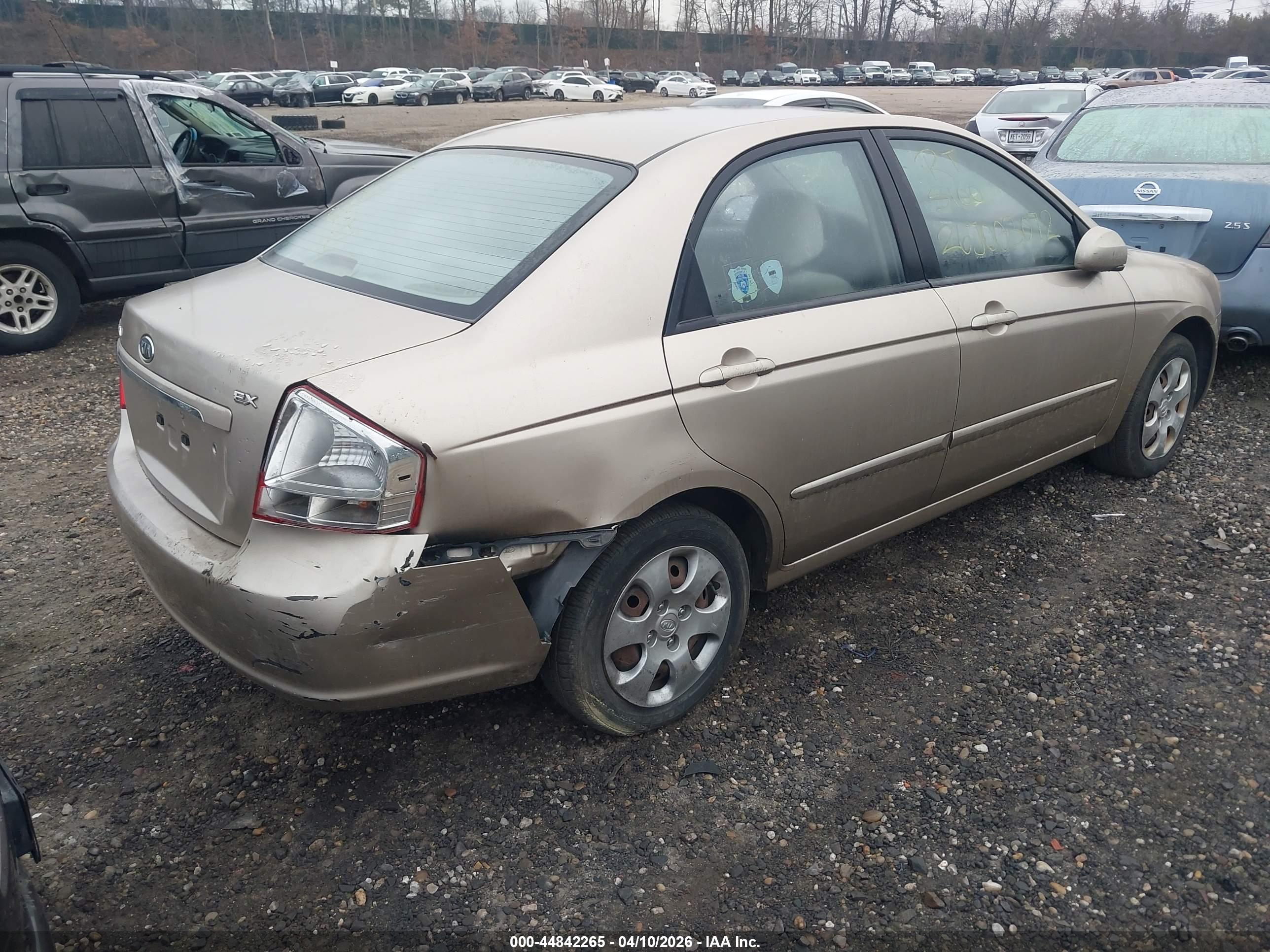 KIA SPECTRA image 4
