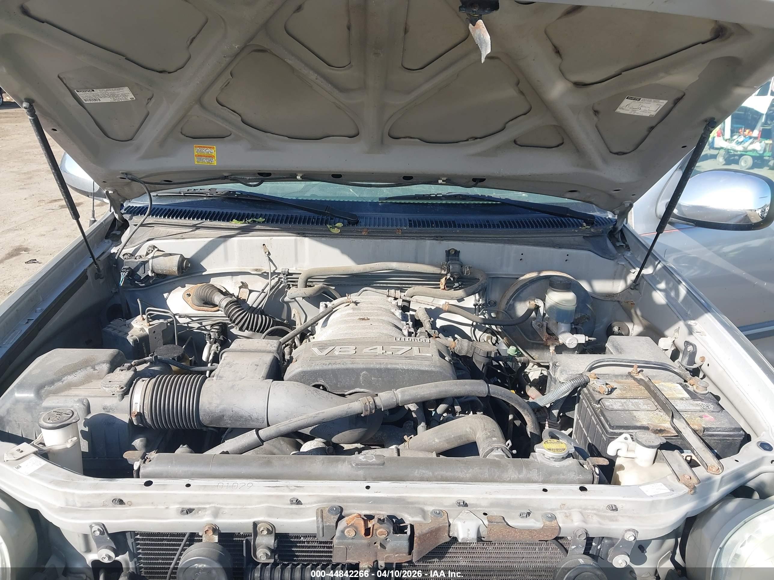 TOYOTA TUNDRA image 10