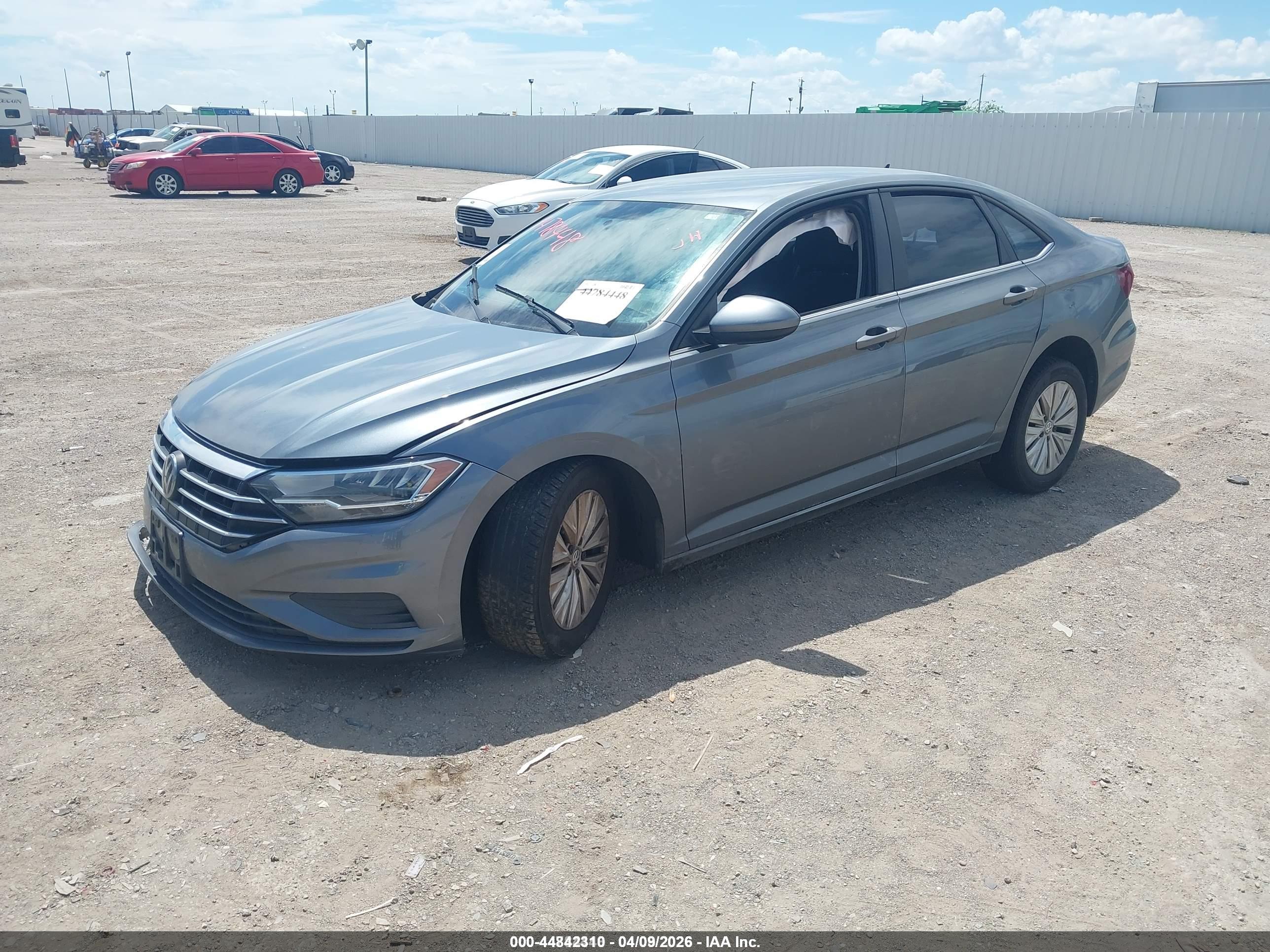 VOLKSWAGEN JETTA image 2