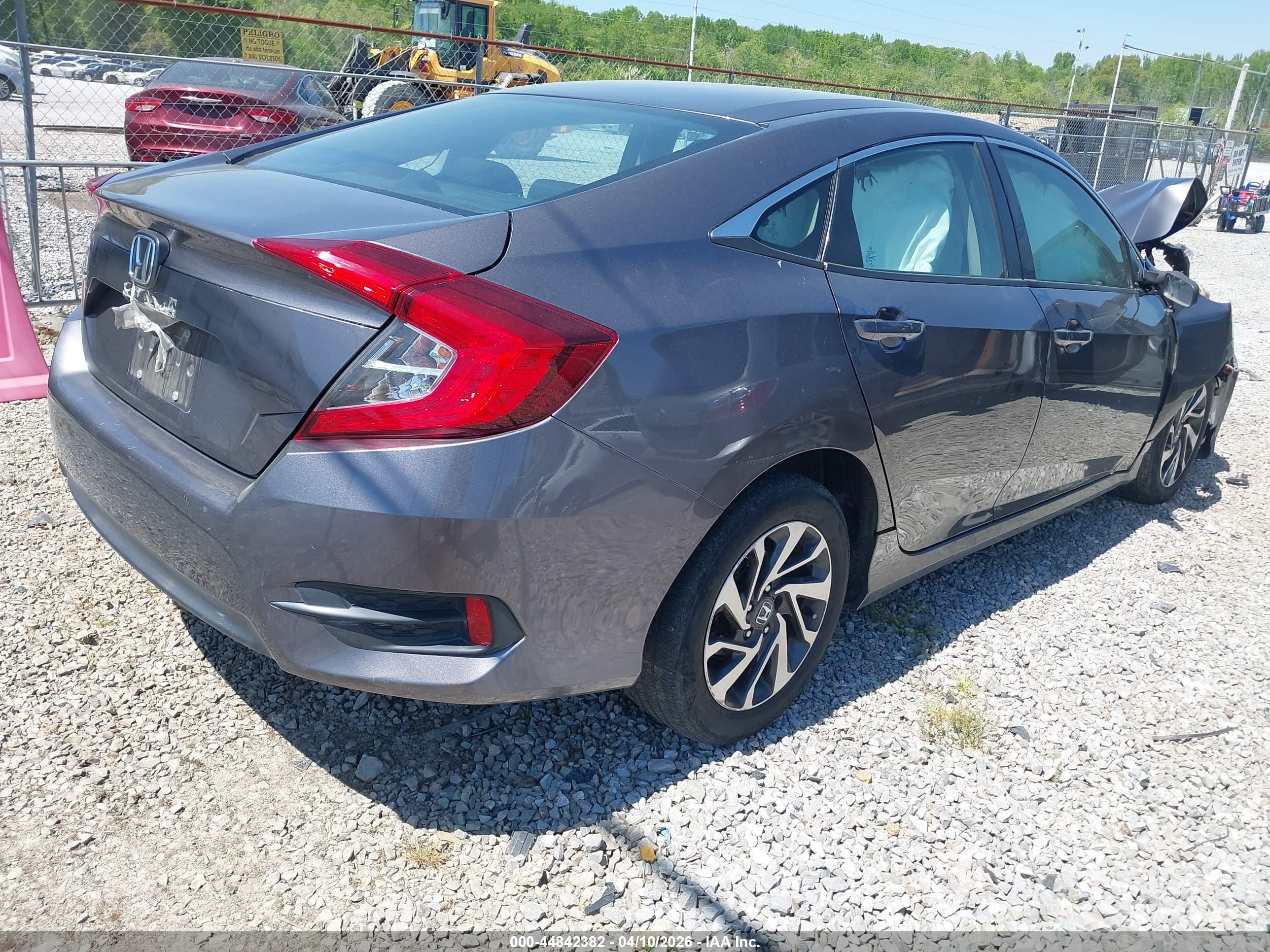 HONDA CIVIC image 4