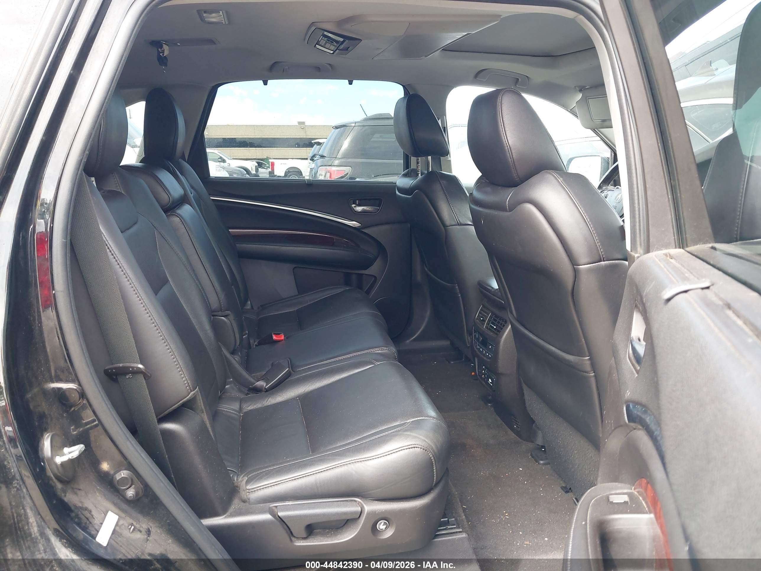 ACURA MDX image 8