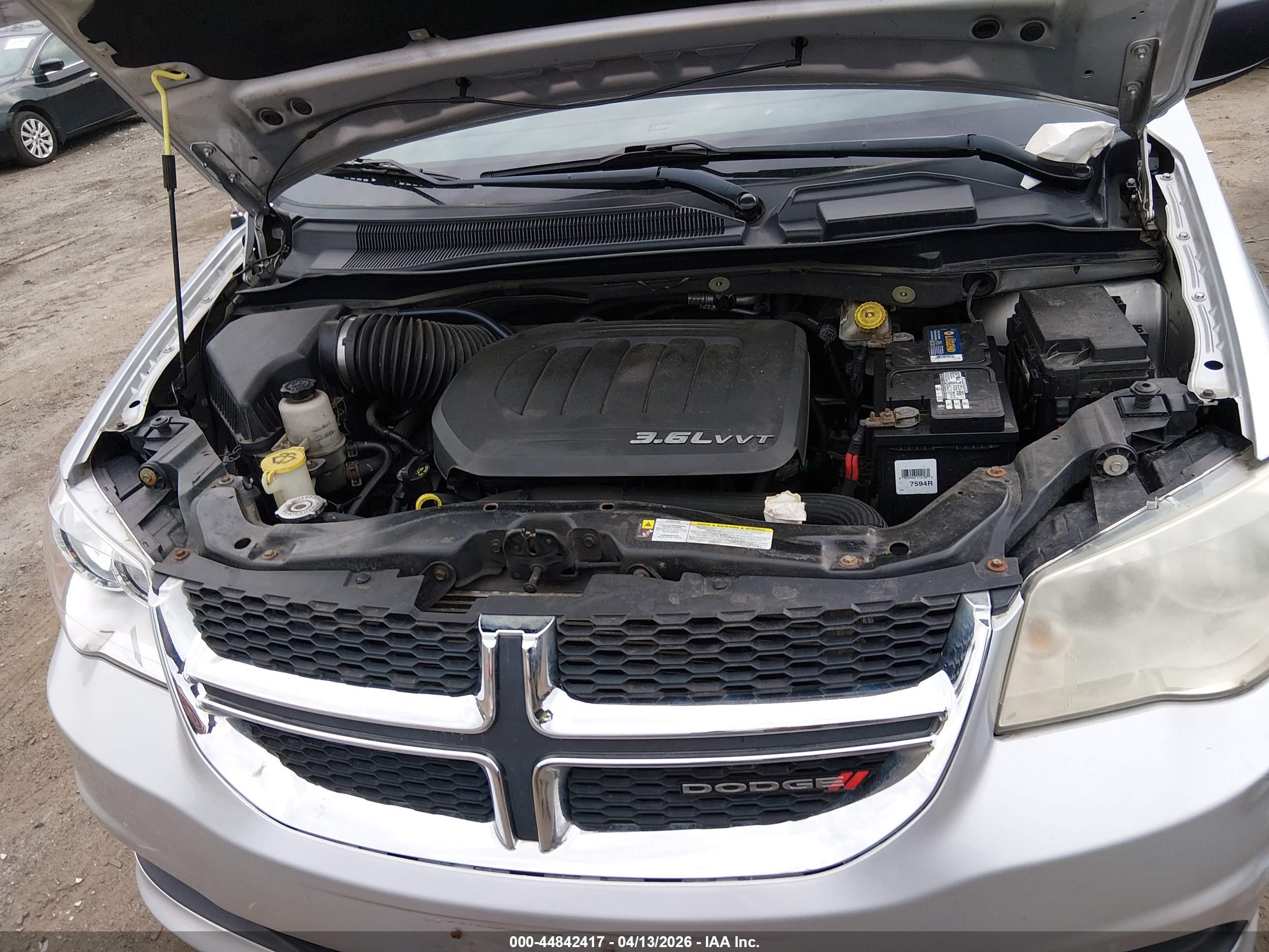 DODGE GRAND image 10