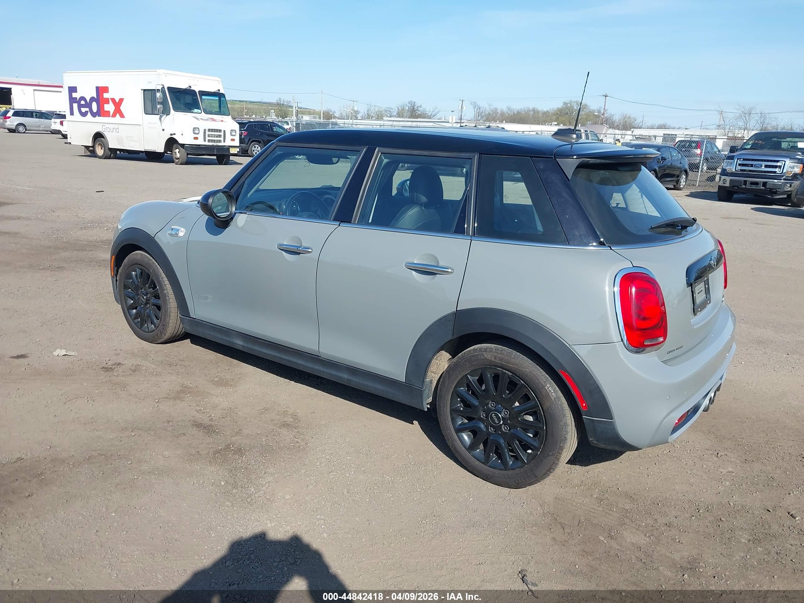 MINI HARDTOP image 3