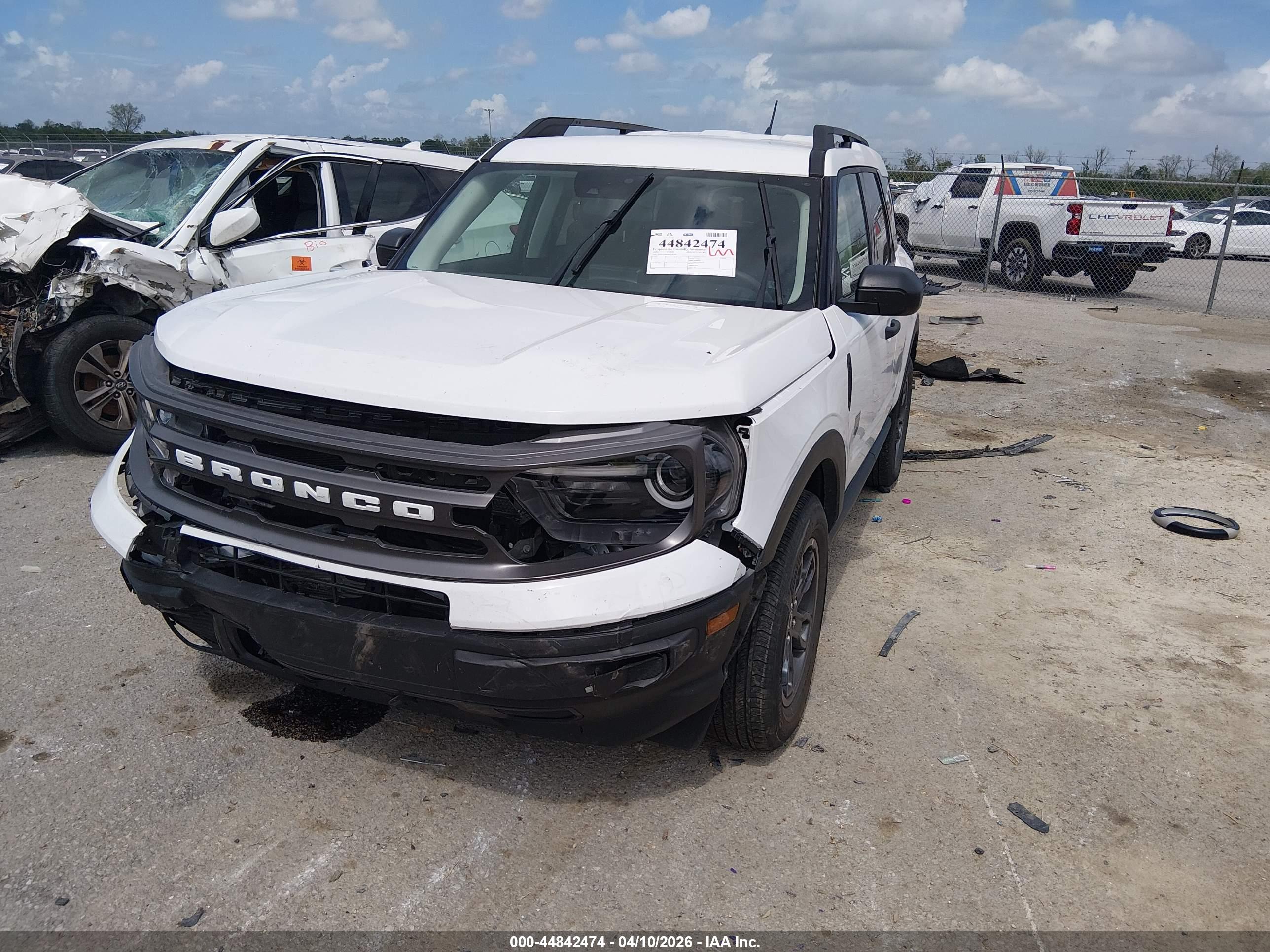 FORD BRONCO image 2