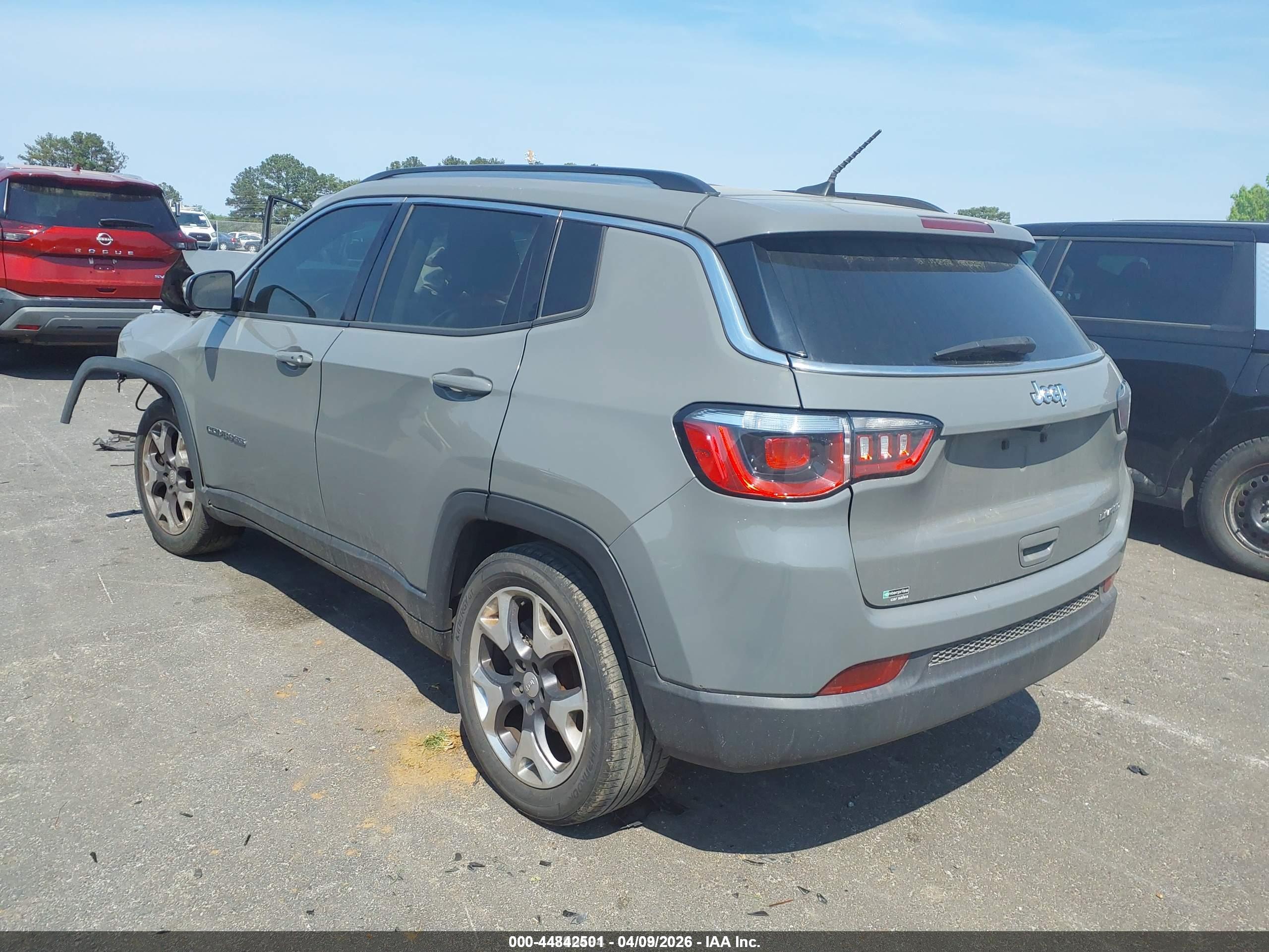 JEEP COMPASS image 3