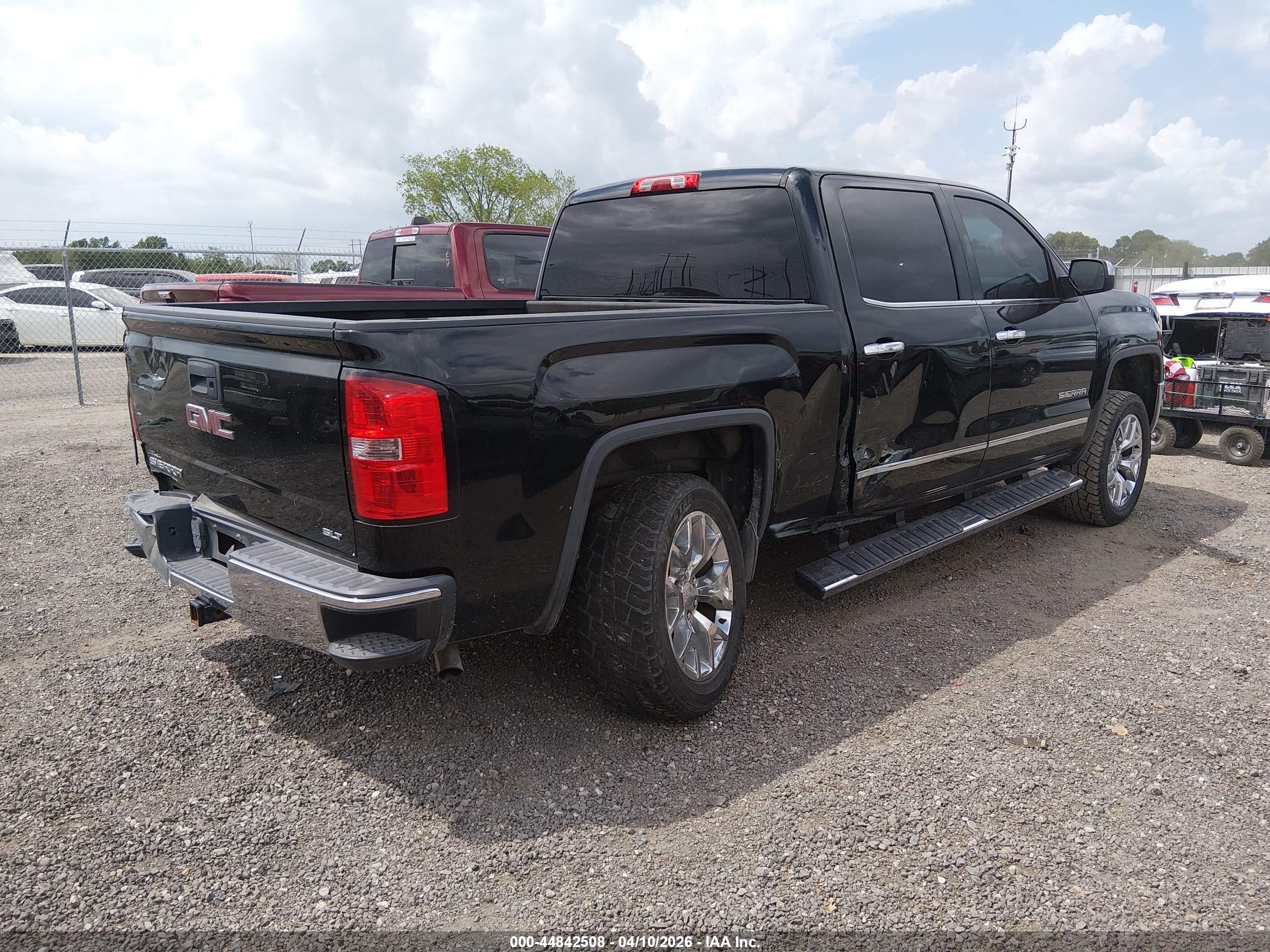 GMC SIERRA image 4