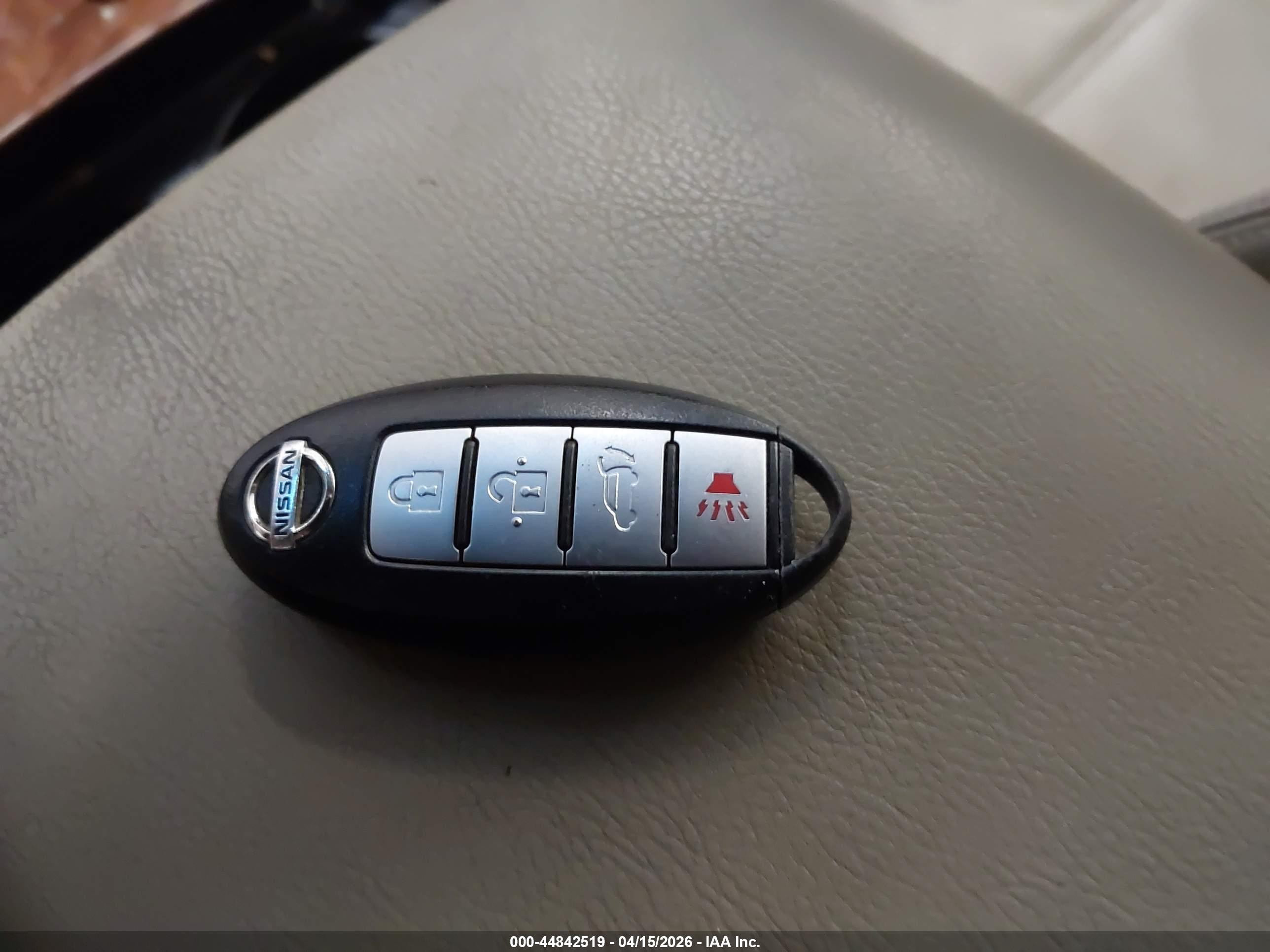 NISSAN MURANO image 11