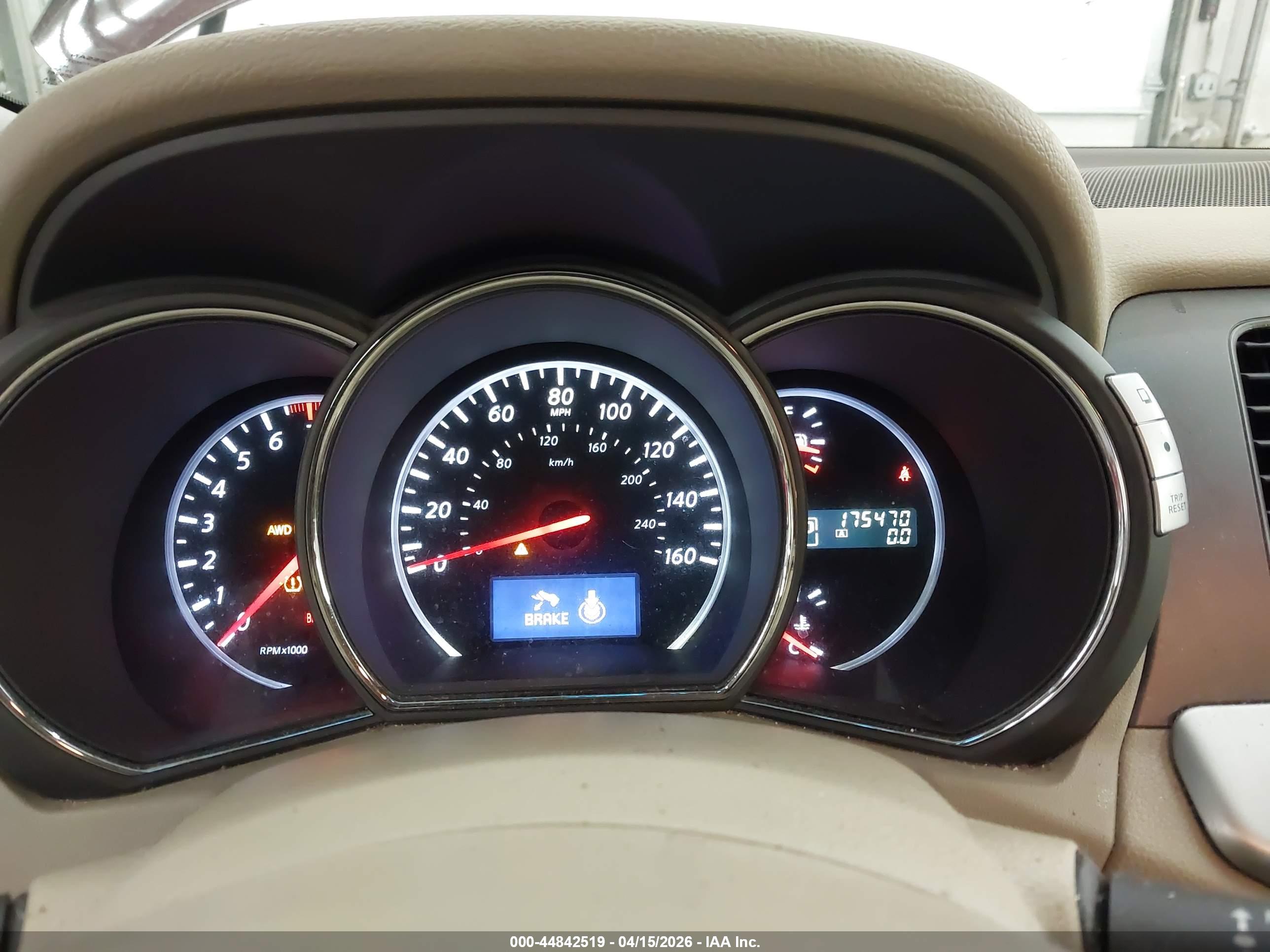 NISSAN MURANO image 7