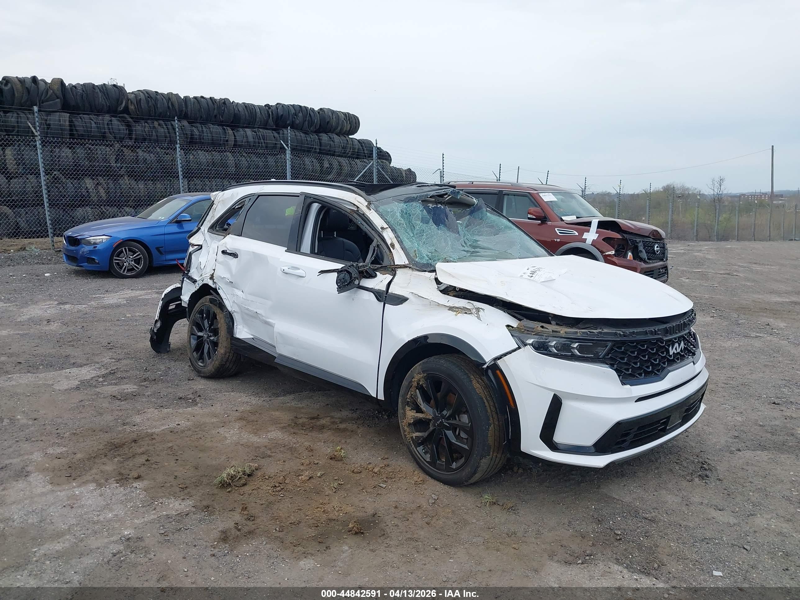 KIA SORENTO image 6