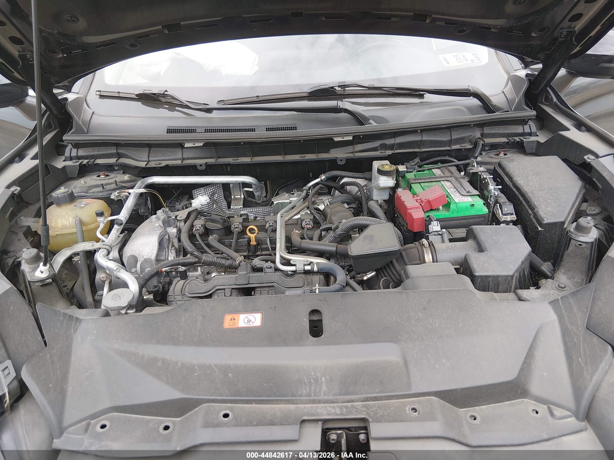 MITSUBISHI OUTLANDER image 10