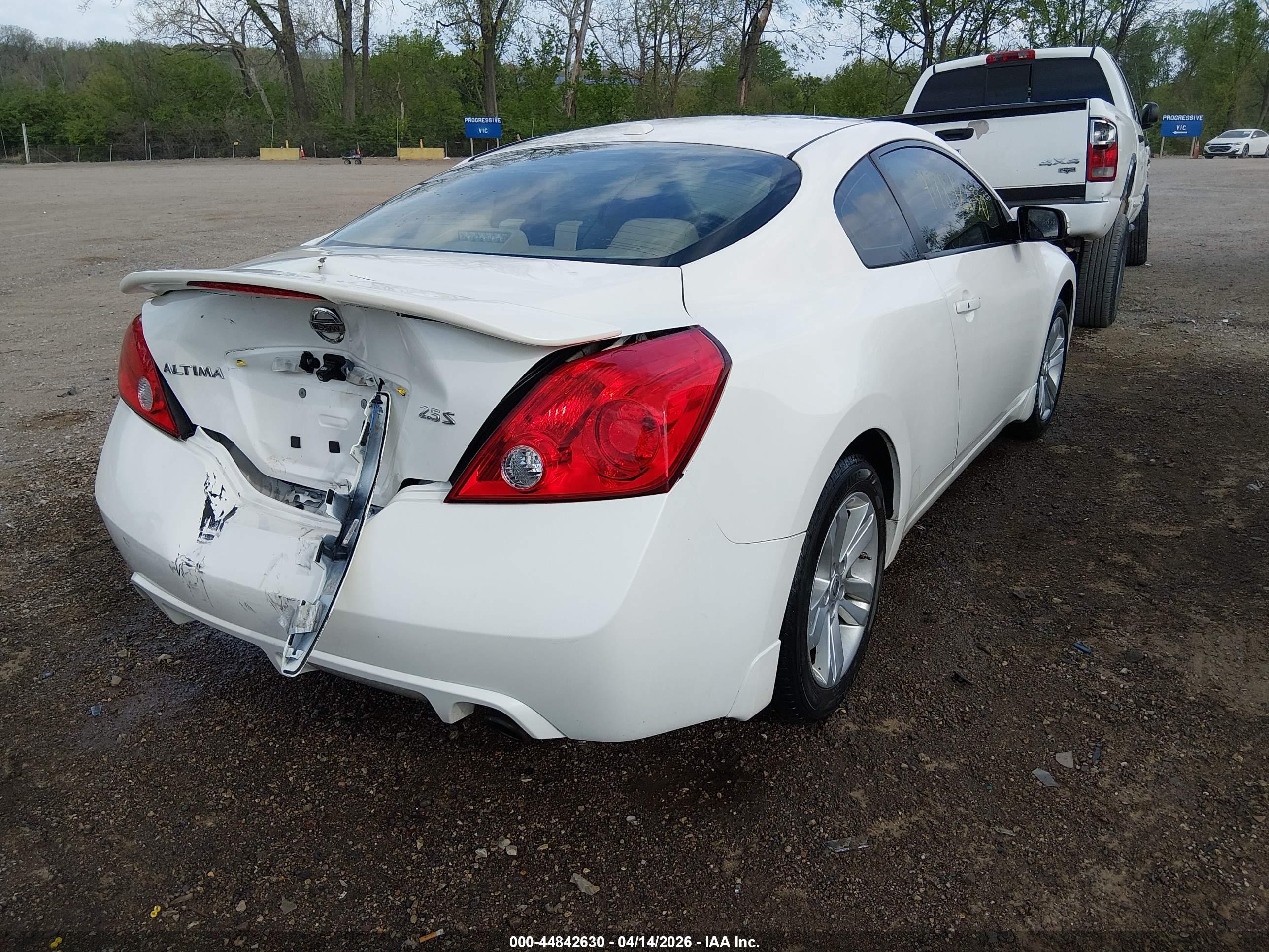 NISSAN ALTIMA image 4