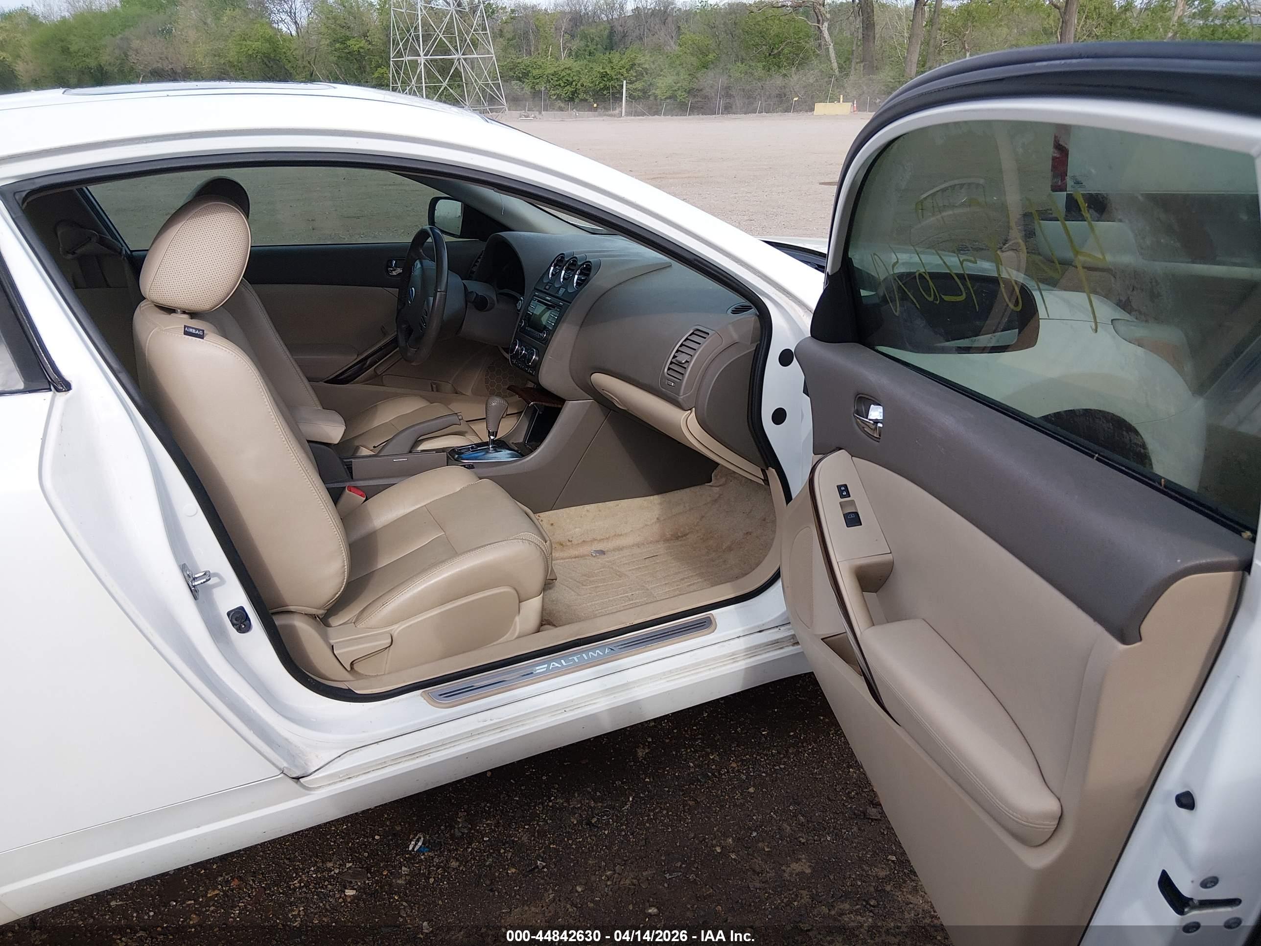 NISSAN ALTIMA image 5
