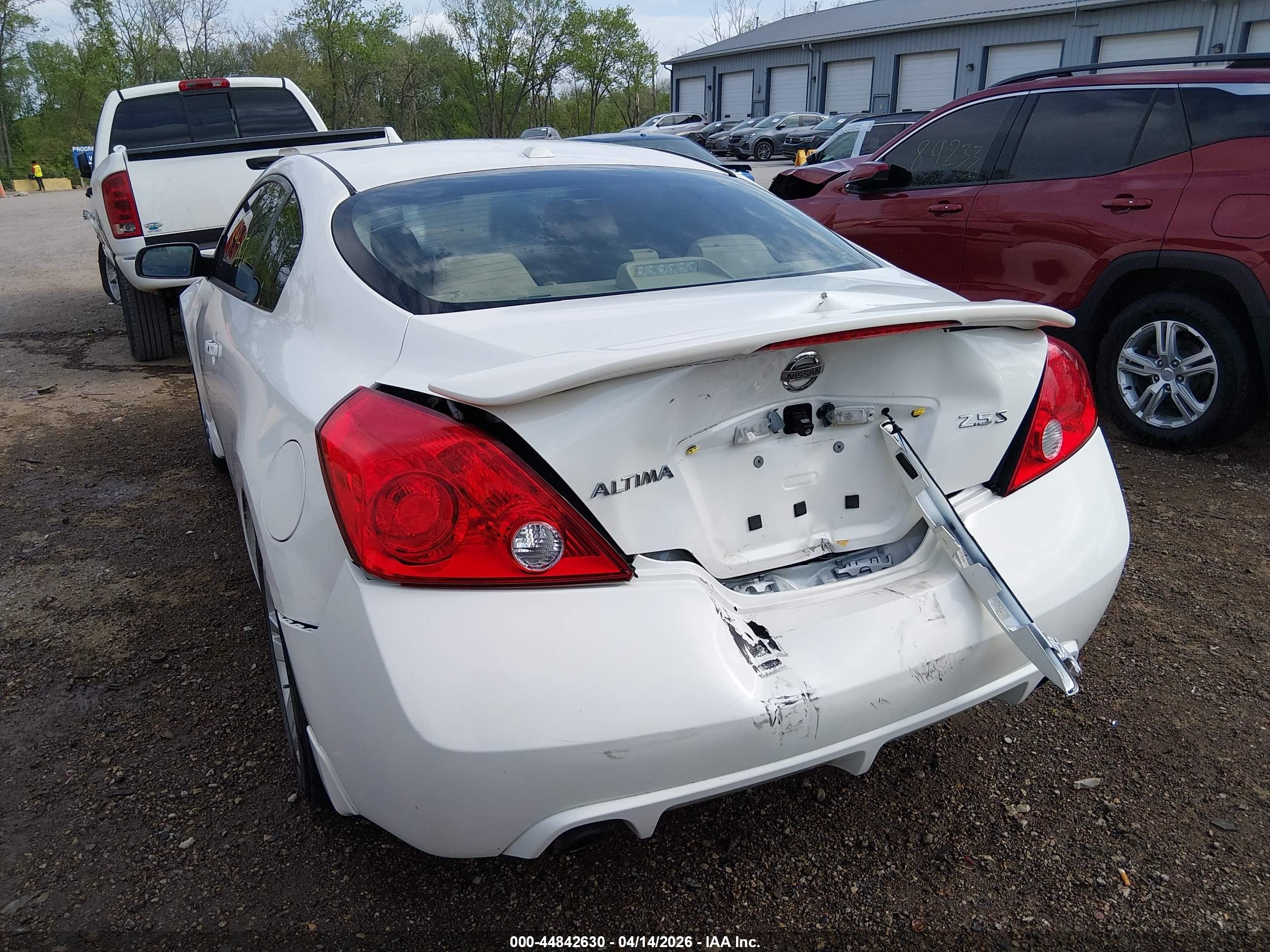 NISSAN ALTIMA image 6