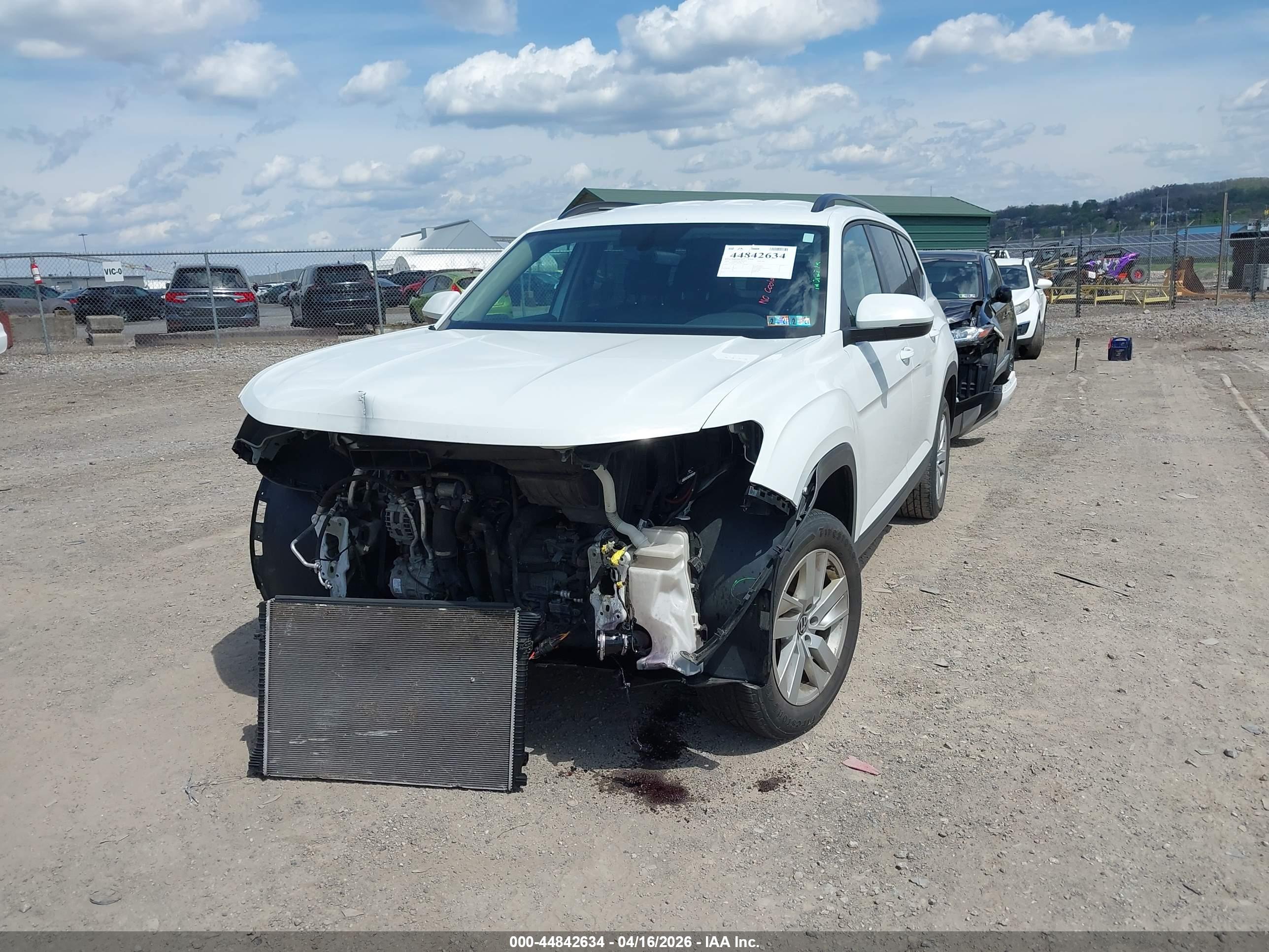 VOLKSWAGEN ATLAS image 2
