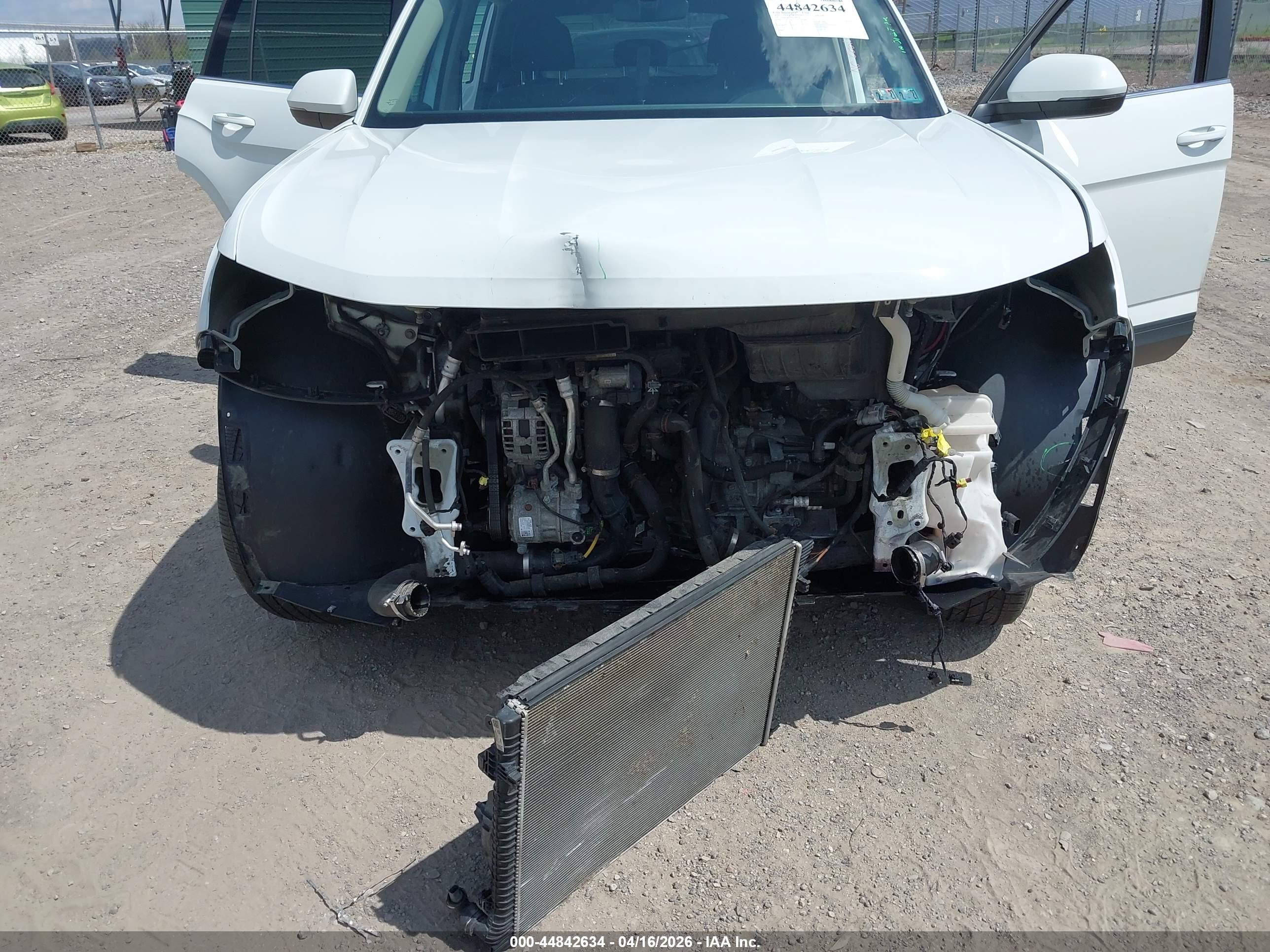 VOLKSWAGEN ATLAS image 6