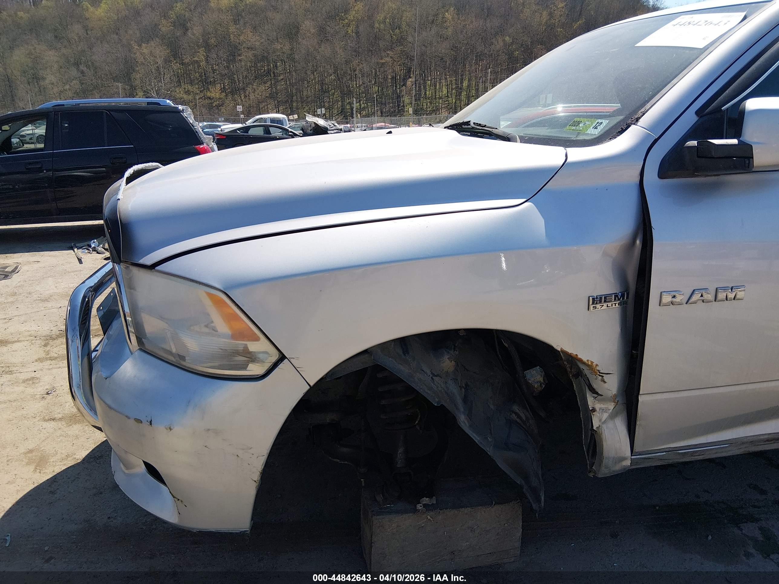DODGE RAM image 6