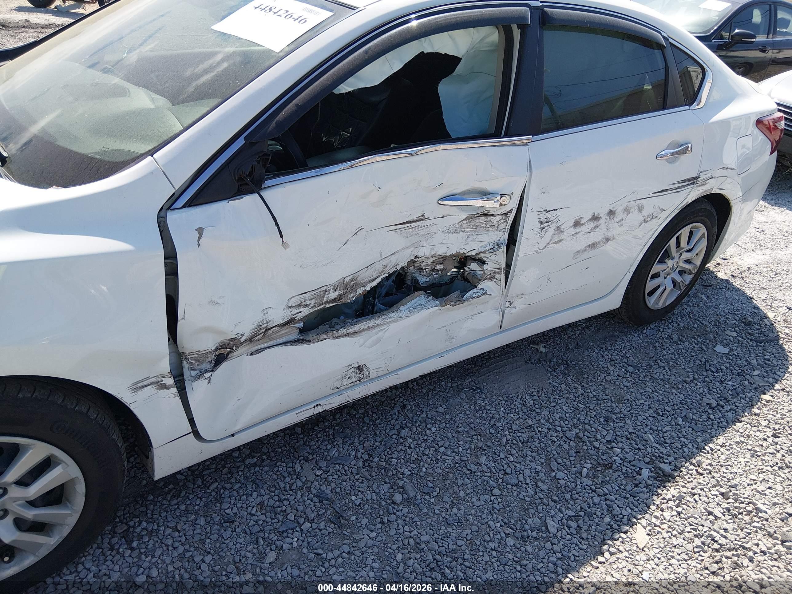 NISSAN ALTIMA image 6