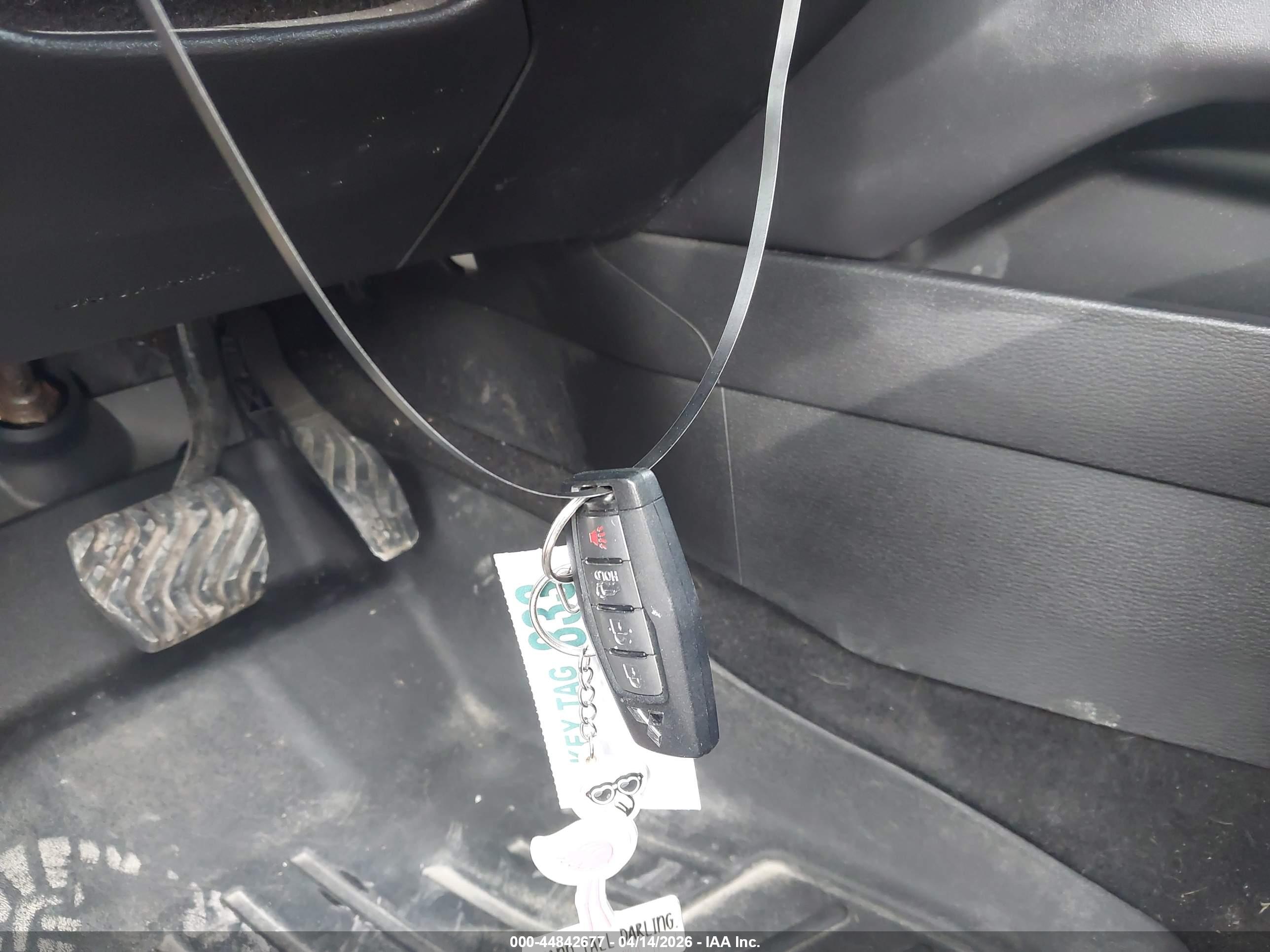MITSUBISHI OUTLANDER image 11