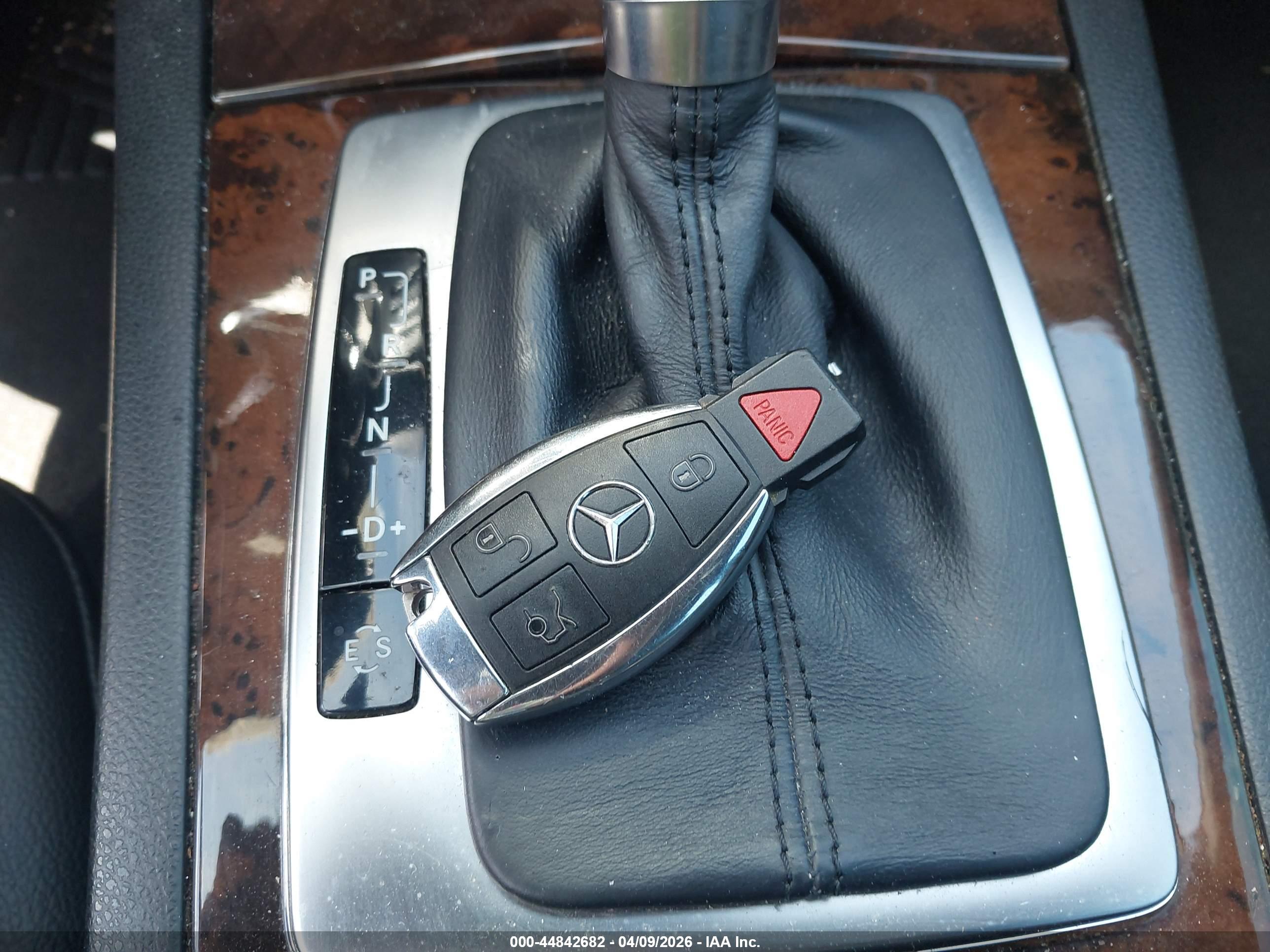 MERCEDES-BENZ C image 11