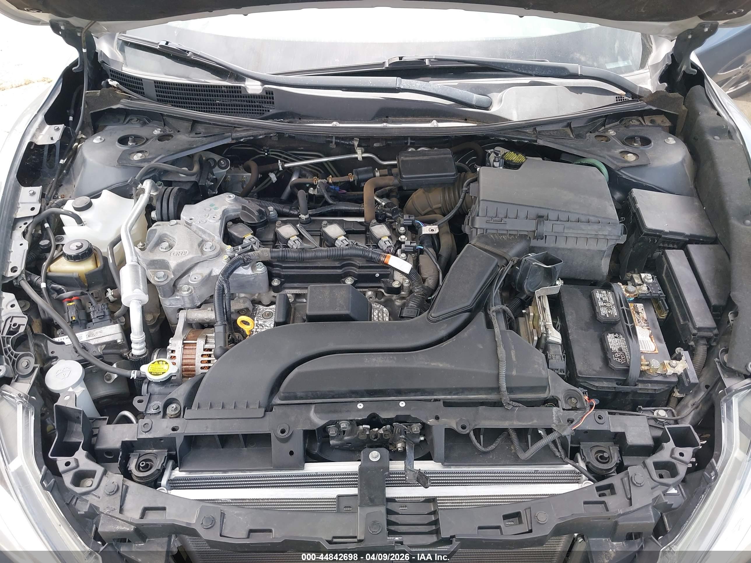 NISSAN ALTIMA image 10