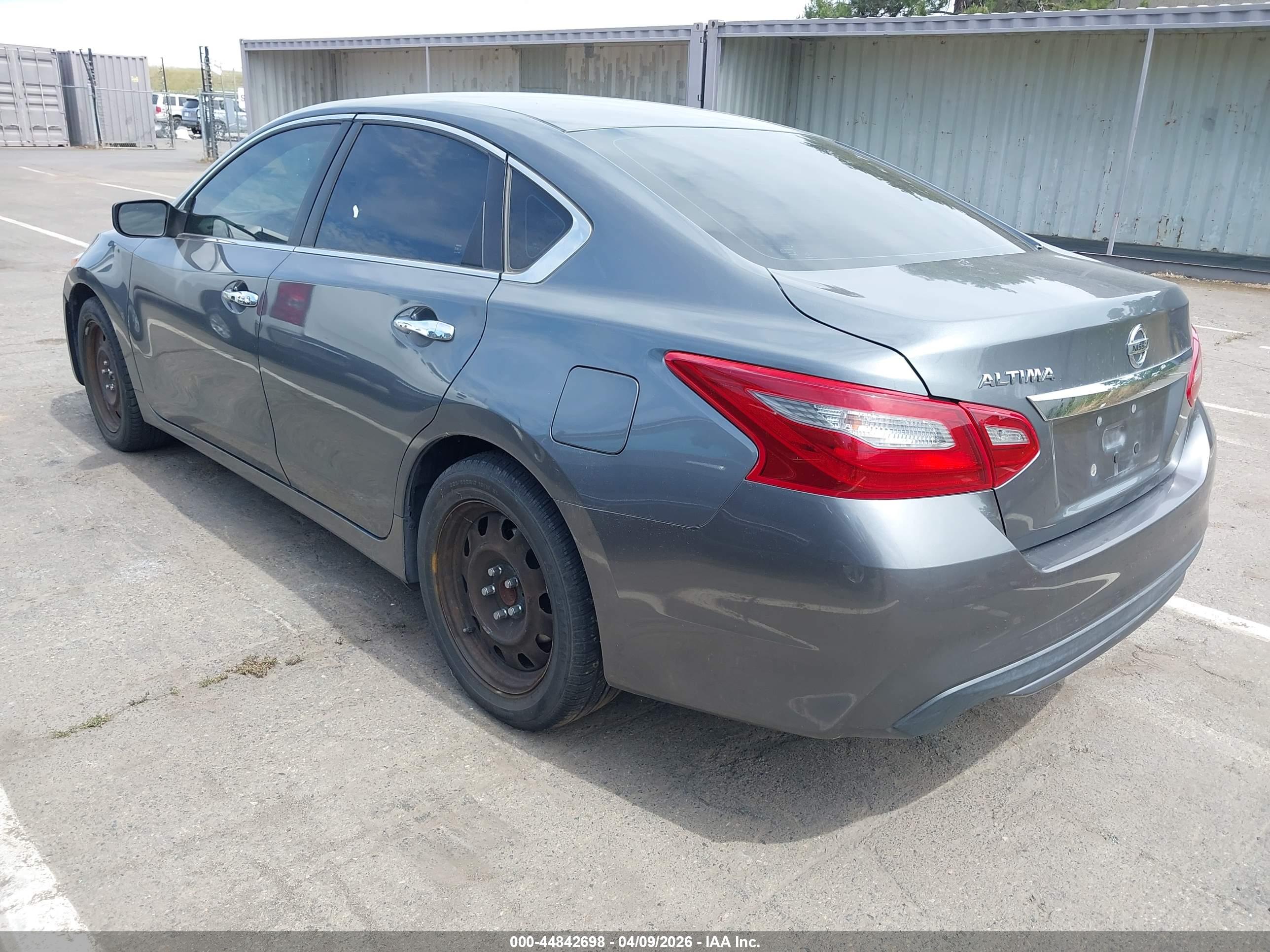 NISSAN ALTIMA image 3