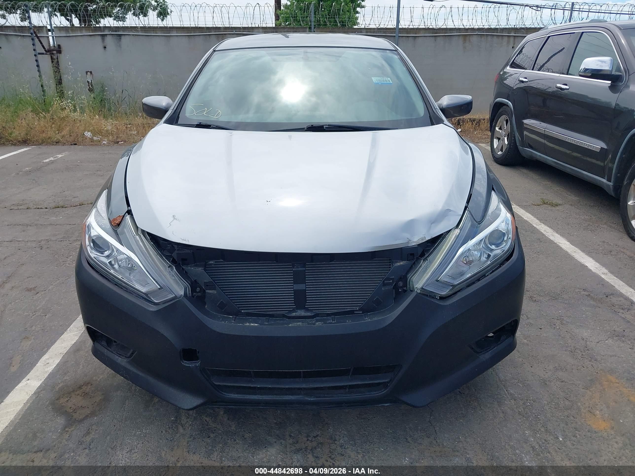 NISSAN ALTIMA image 6