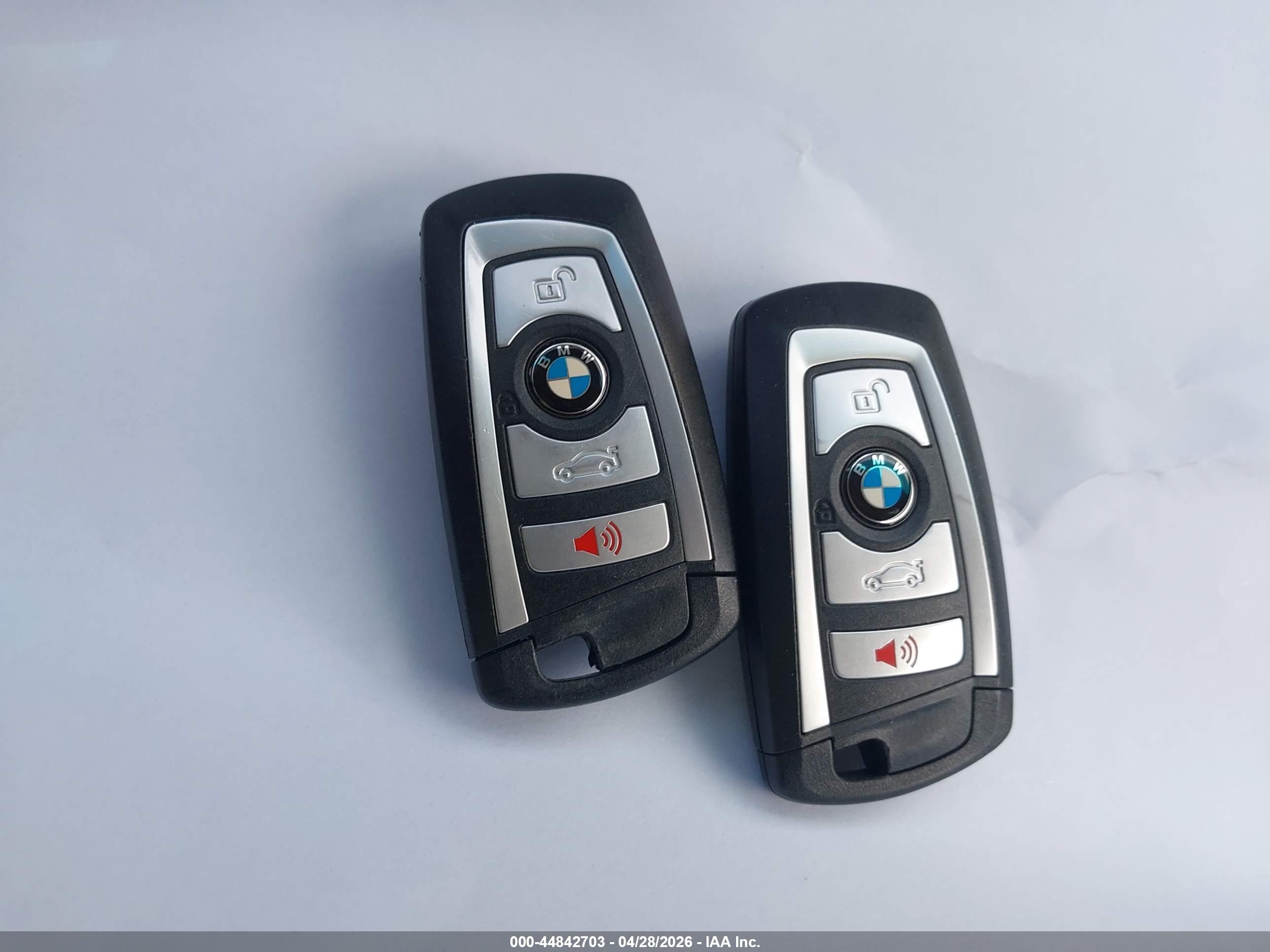 BMW 328I image 11