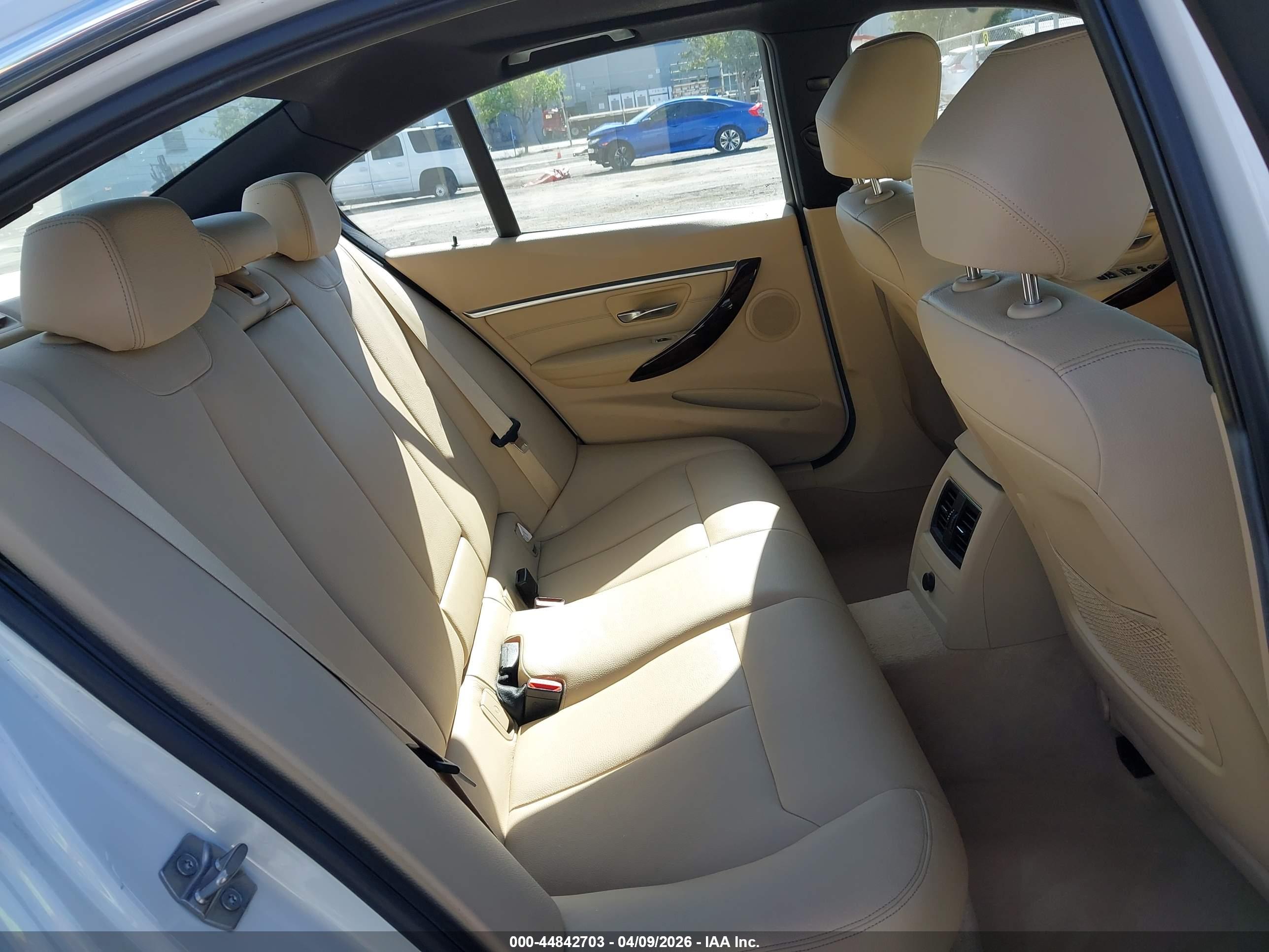 BMW 328I image 8