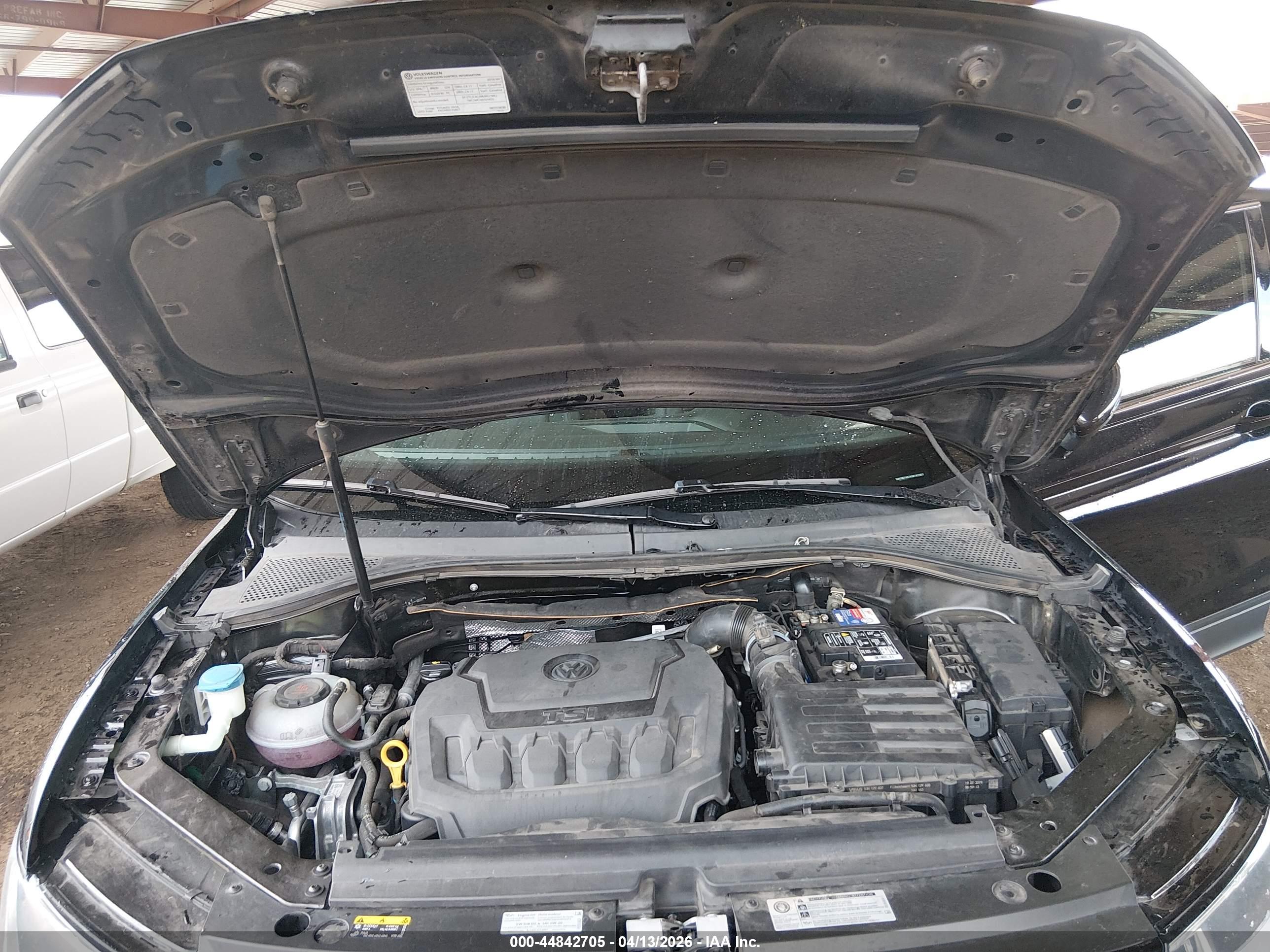VOLKSWAGEN TIGUAN image 10