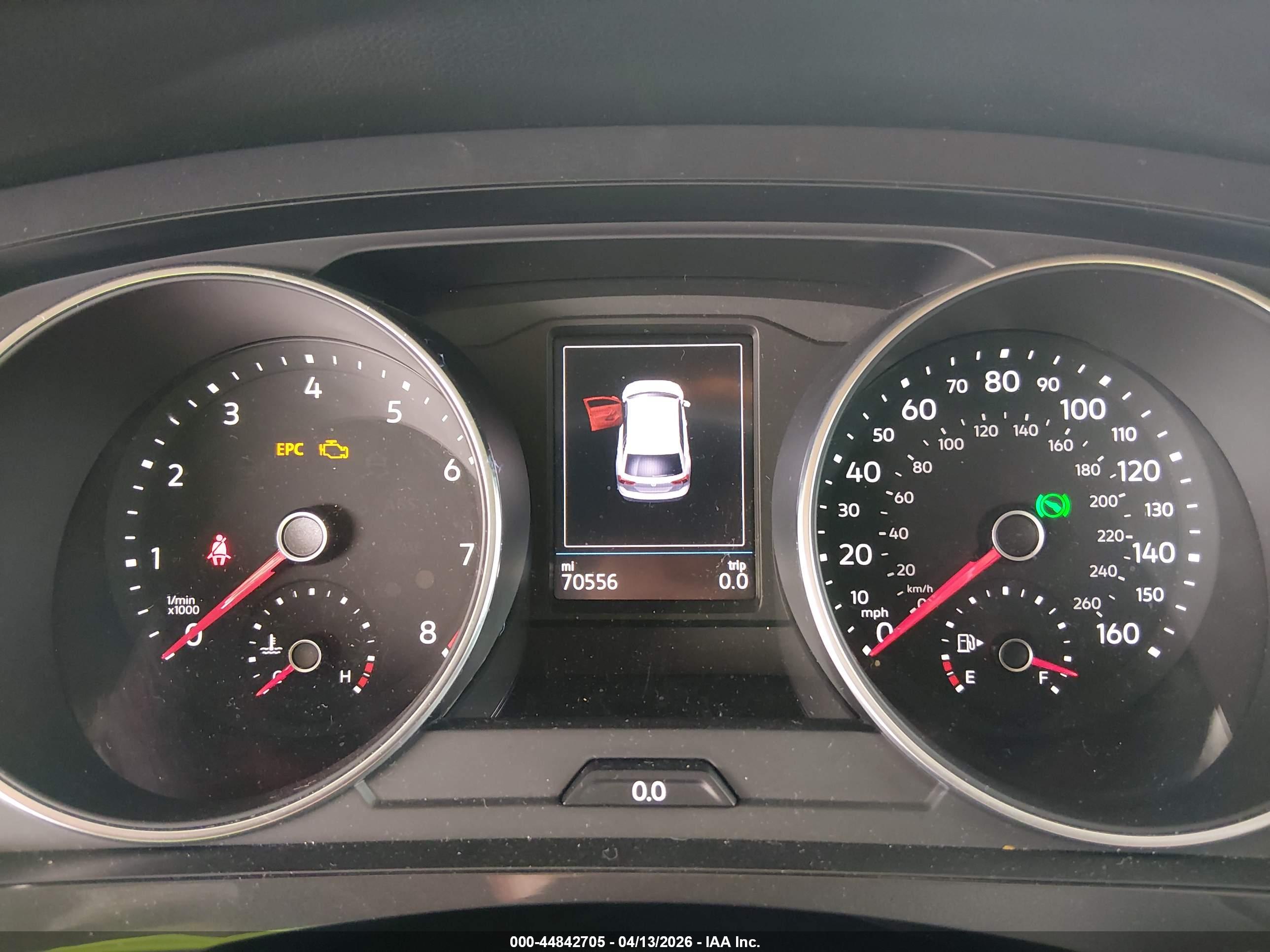 VOLKSWAGEN TIGUAN image 7