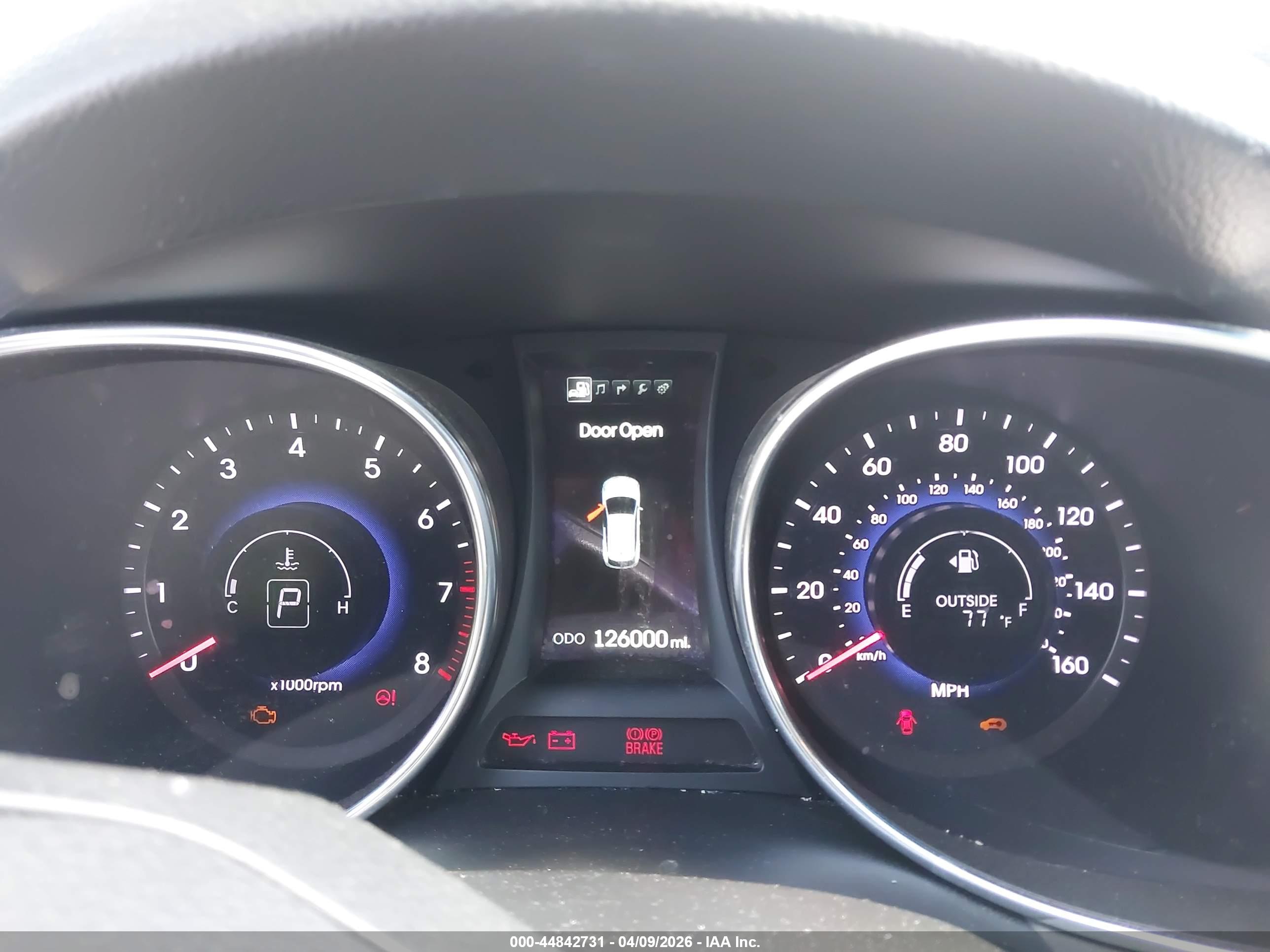 HYUNDAI SANTA image 7